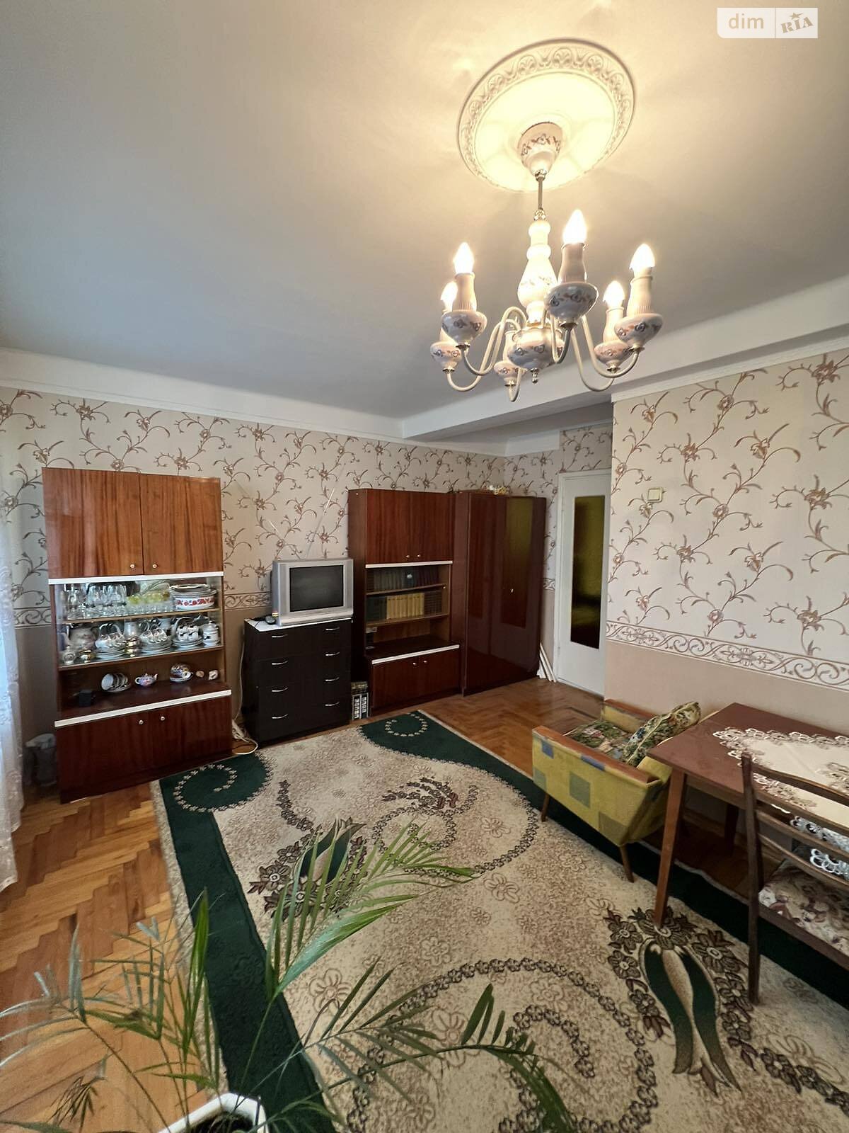 Продаж двокімнатної квартири в Запоріжжі, на вул. Василя Сергієнка 6, район Хортицький фото 1