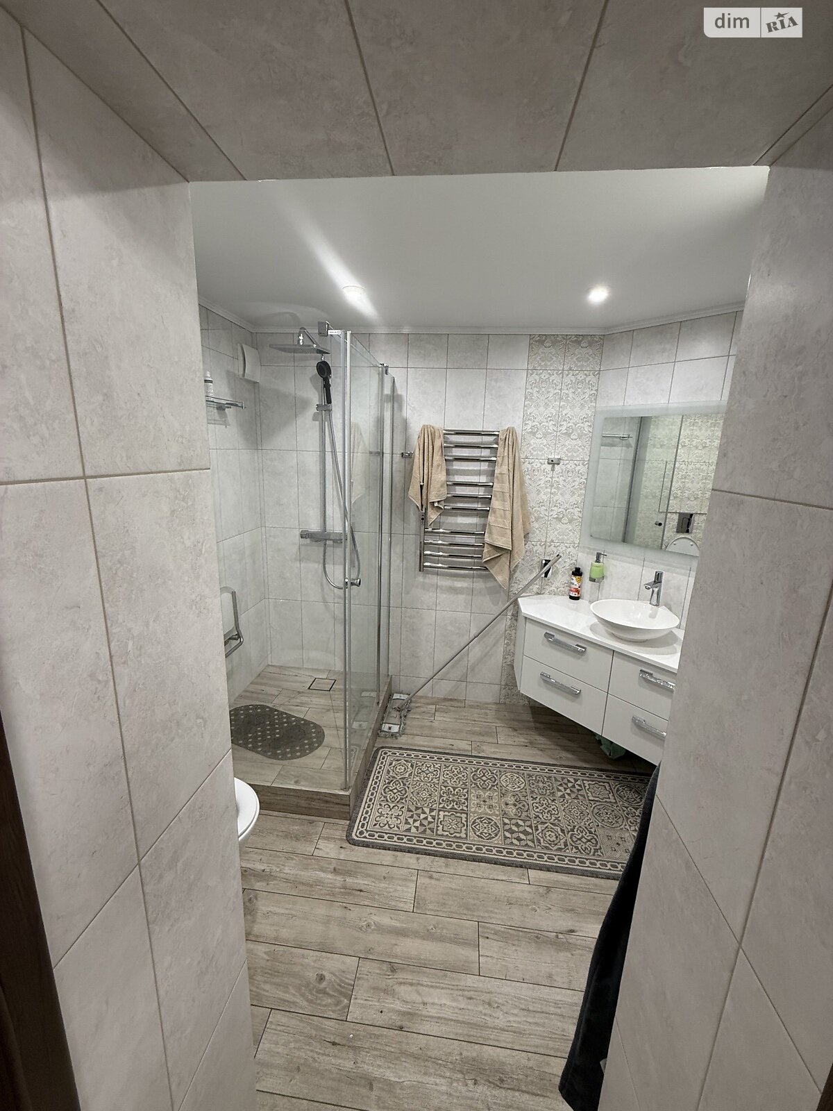 Продажа трехкомнатной квартиры в Запорожье, на ул. Александра Говорухи 26А, район Коммунарский фото 1 Продажа трехкомнатной квартиры в Запорожье, на ул. Александра Говорухи 26А, район Коммунарский фото 1