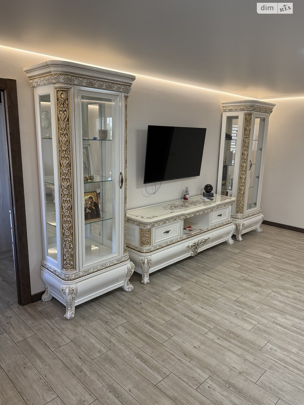 Продажа трехкомнатной квартиры в Запорожье, на ул. Александра Говорухи 26А, район Коммунарский фото 1 Продажа трехкомнатной квартиры в Запорожье, на ул. Александра Говорухи 26А, район Коммунарский фото 1