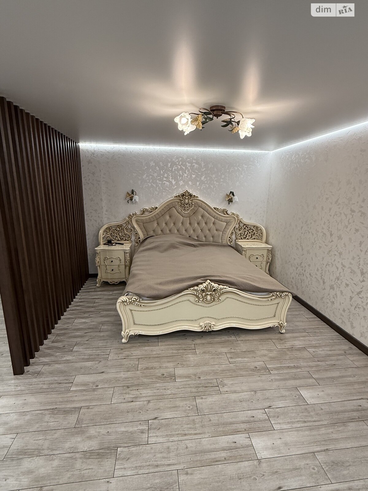 Продажа трехкомнатной квартиры в Запорожье, на ул. Александра Говорухи 26А, район Коммунарский фото 1 Продажа трехкомнатной квартиры в Запорожье, на ул. Александра Говорухи 26А, район Коммунарский фото 1