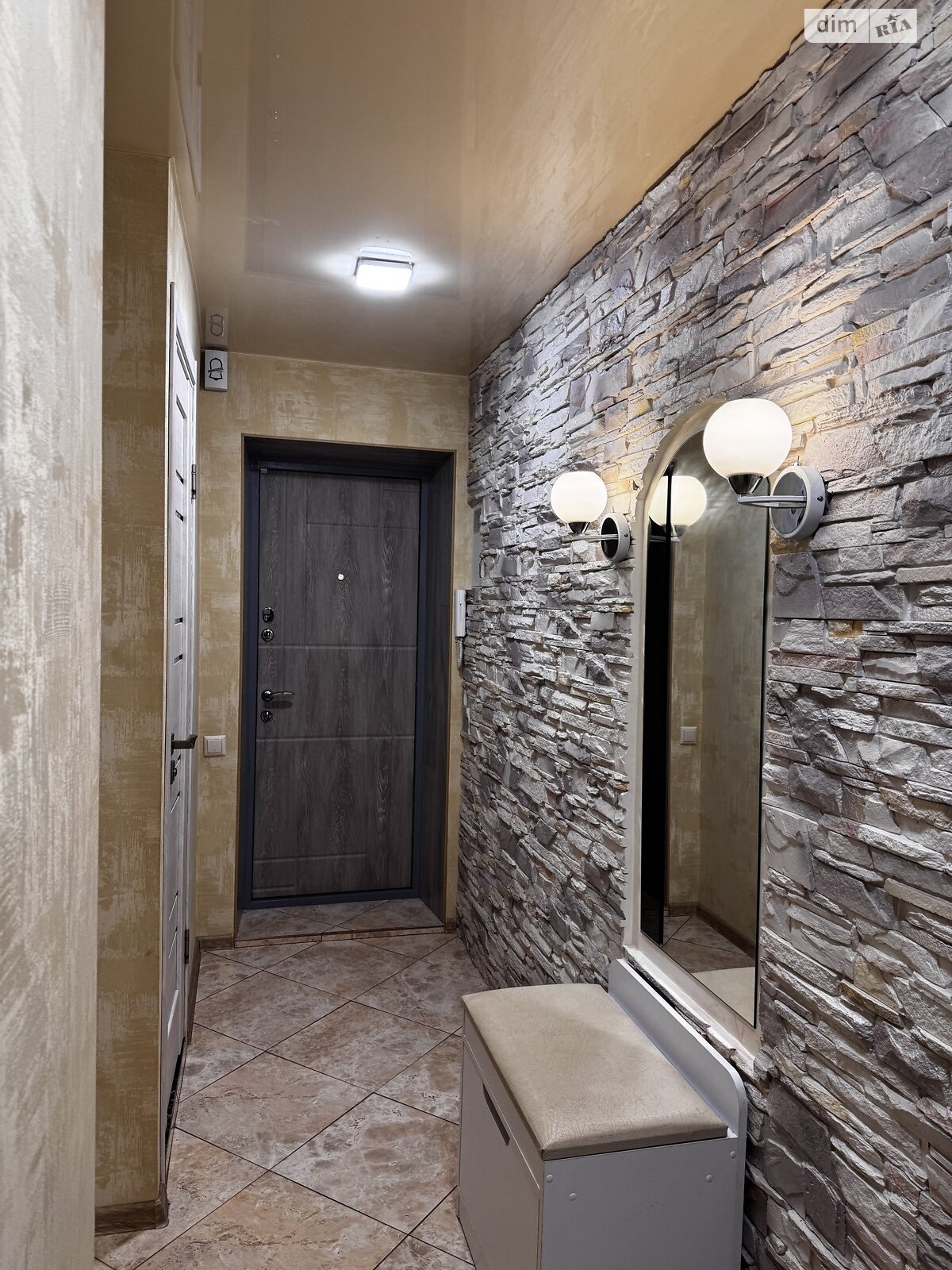 Продаж двокімнатної квартири в Запоріжжі, на вул. Олександра Говорухи 28А, район Комунарський фото 1 Продаж двокімнатної квартири в Запоріжжі, на вул. Олександра Говорухи 28А, район Комунарський фото 1