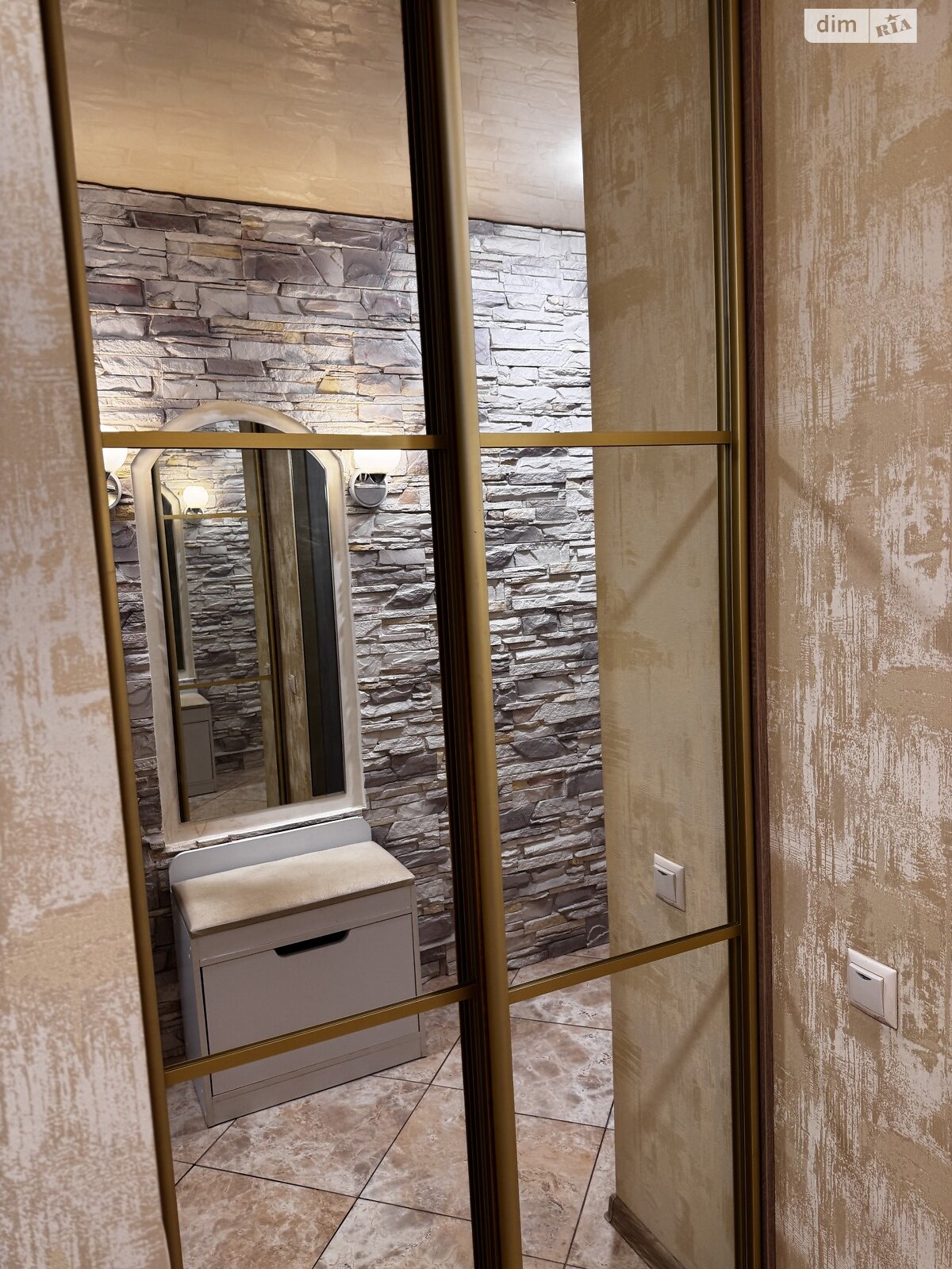 Продаж двокімнатної квартири в Запоріжжі, на вул. Олександра Говорухи 28А, район Комунарський фото 1 Продаж двокімнатної квартири в Запоріжжі, на вул. Олександра Говорухи 28А, район Комунарський фото 1