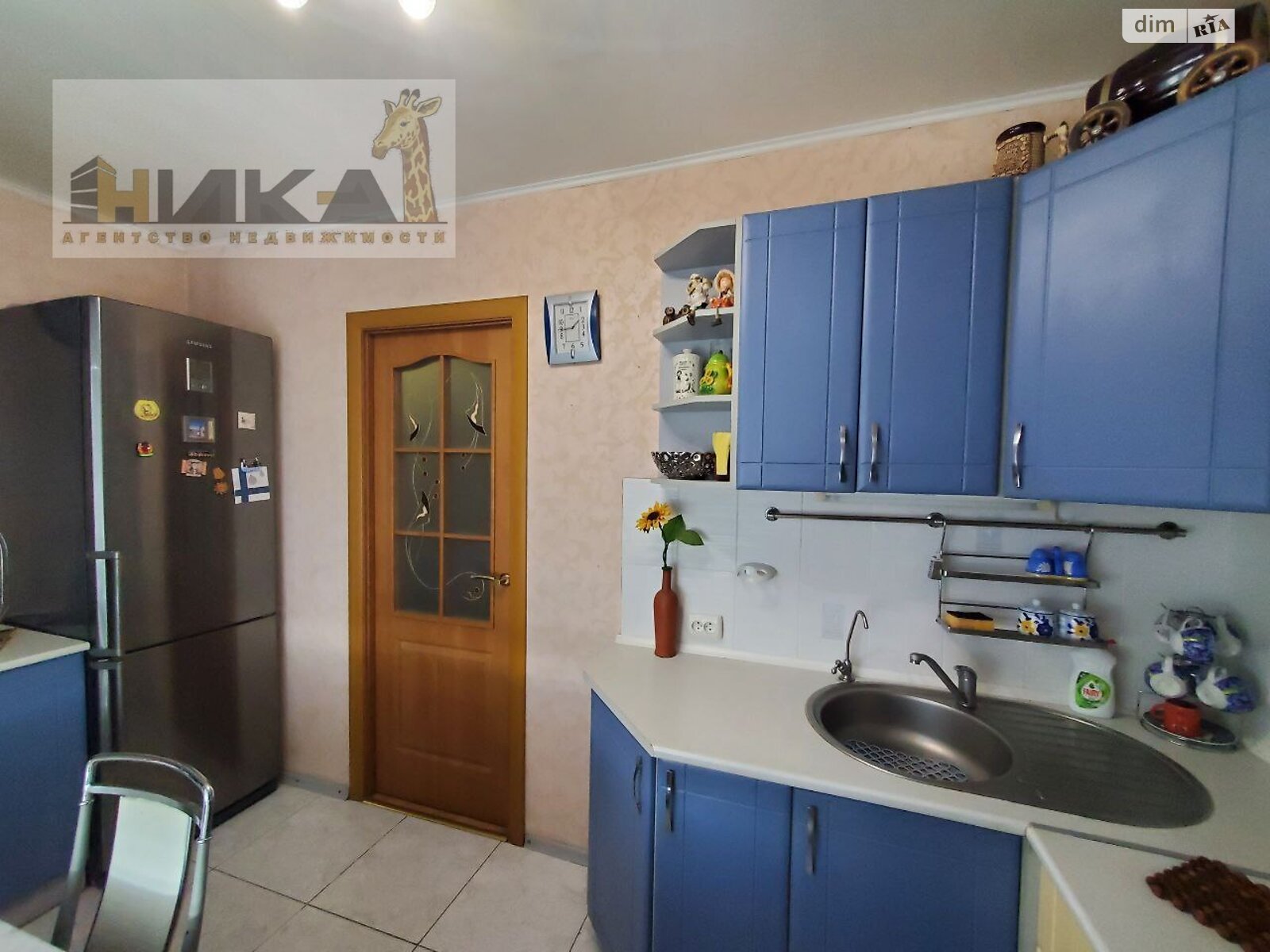 Продаж трикімнатної квартири в Запоріжжі, на вул. Автозаводська, район Комунарський фото 1 Продаж трикімнатної квартири в Запоріжжі, на вул. Автозаводська, район Комунарський фото 1
