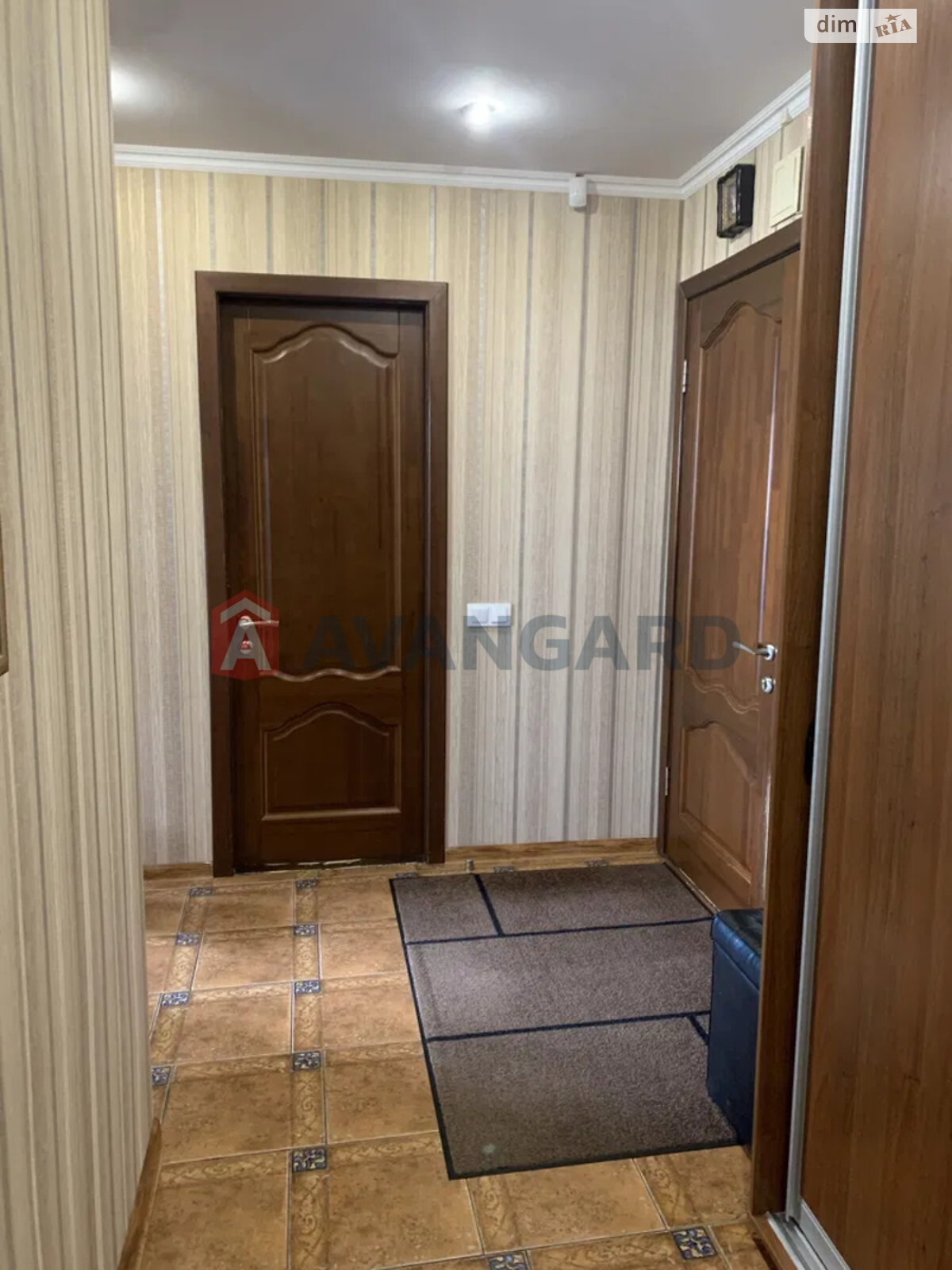 Продажа двухкомнатной квартиры в Запорожье, на ул. Чумаченко 40, район Коммунарский фото 1 Продажа двухкомнатной квартиры в Запорожье, на ул. Чумаченко 40, район Коммунарский фото 1
