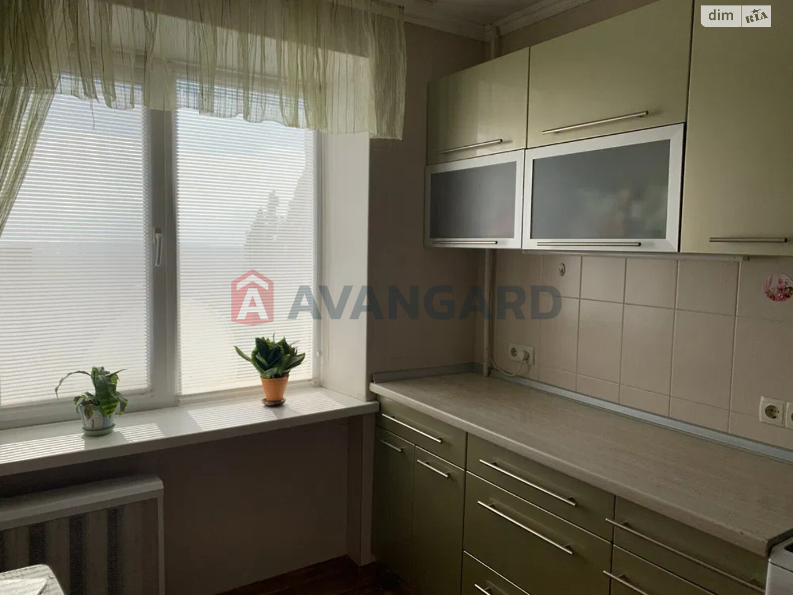 Продажа двухкомнатной квартиры в Запорожье, на ул. Чумаченко 40, район Коммунарский фото 1 Продажа двухкомнатной квартиры в Запорожье, на ул. Чумаченко 40, район Коммунарский фото 1