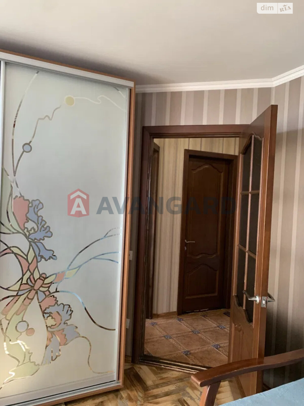 Продажа двухкомнатной квартиры в Запорожье, на ул. Чумаченко 40, район Коммунарский фото 1 Продажа двухкомнатной квартиры в Запорожье, на ул. Чумаченко 40, район Коммунарский фото 1
