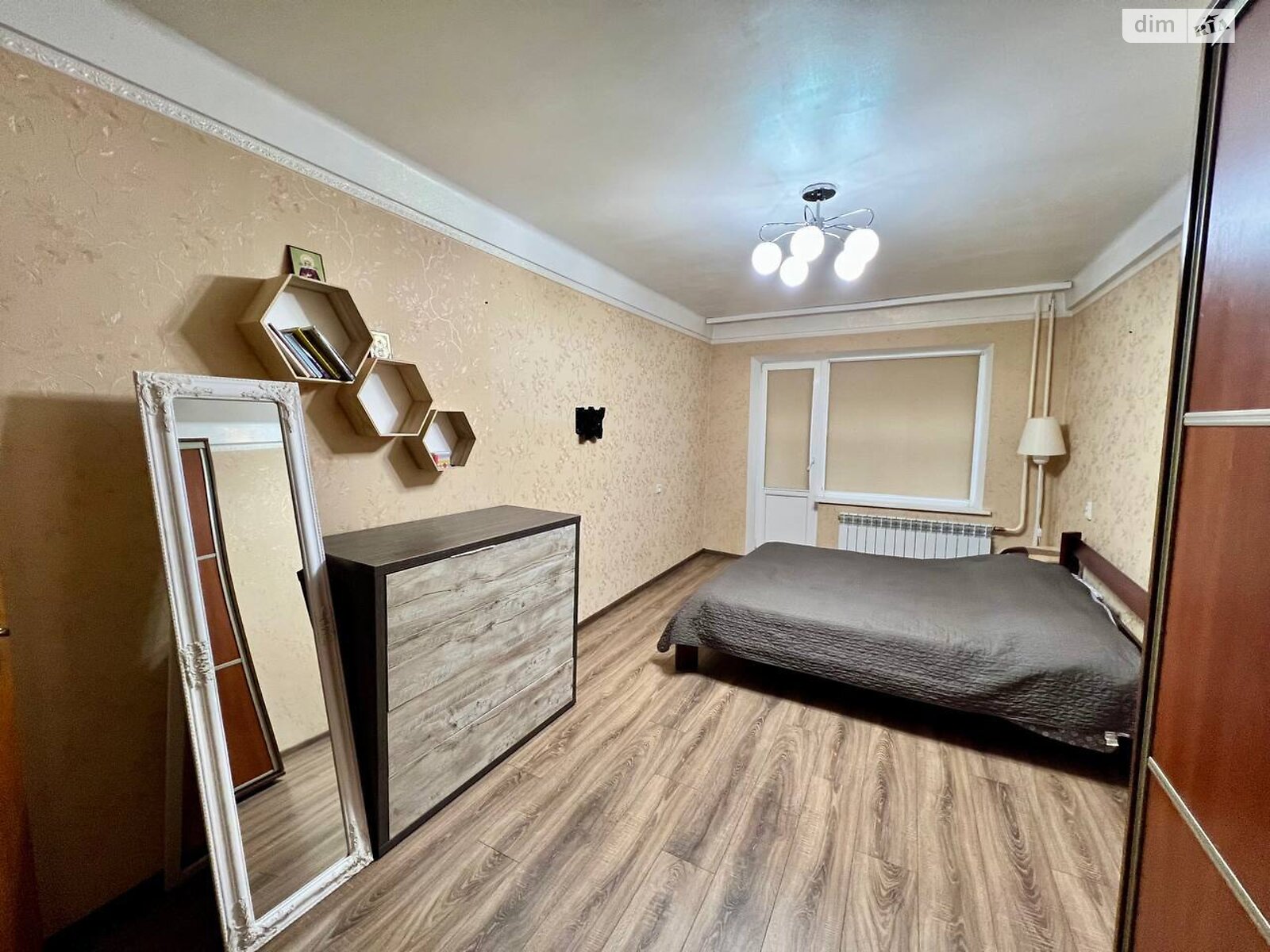 Продажа трехкомнатной квартиры в Запорожье, на ул. Европейская 12, район Коммунарский фото 1 Продажа трехкомнатной квартиры в Запорожье, на ул. Европейская 12, район Коммунарский фото 1