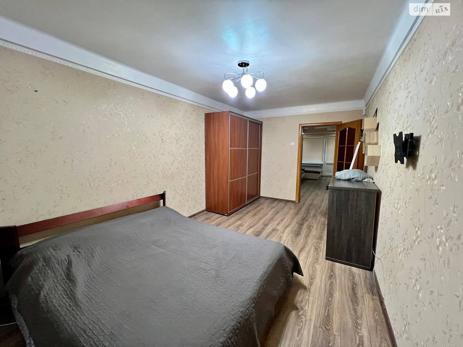 Продажа трехкомнатной квартиры в Запорожье, на ул. Европейская 12, район Коммунарский фото 1 Продажа трехкомнатной квартиры в Запорожье, на ул. Европейская 12, район Коммунарский фото 1