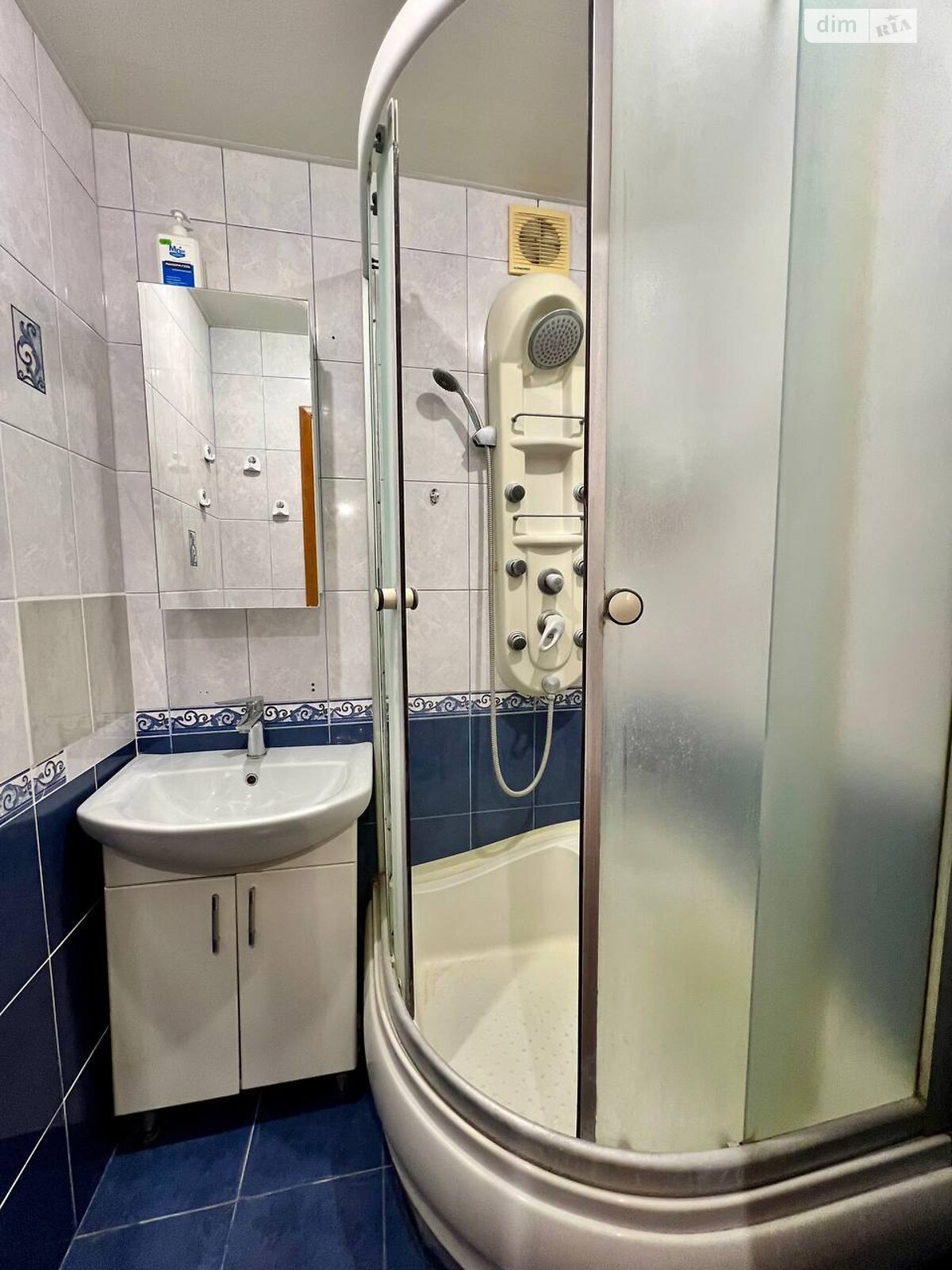 Продажа трехкомнатной квартиры в Запорожье, на ул. Европейская 12, район Коммунарский фото 1 Продажа трехкомнатной квартиры в Запорожье, на ул. Европейская 12, район Коммунарский фото 1