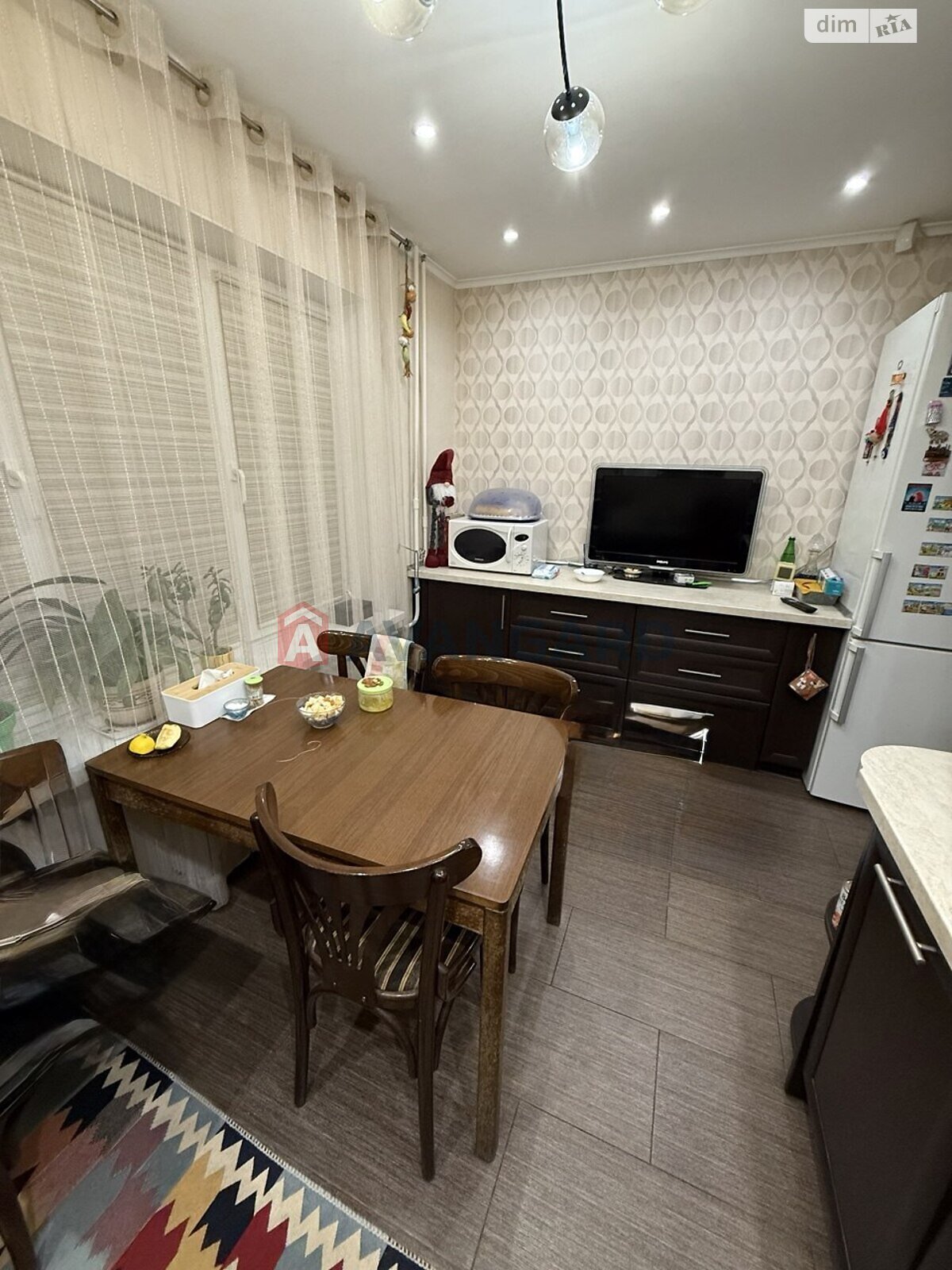 Продажа трехкомнатной квартиры в Запорожье, на ул. Закарпатского Легиона 29, район Коммунарский фото 1 Продажа трехкомнатной квартиры в Запорожье, на ул. Закарпатского Легиона 29, район Коммунарский фото 1