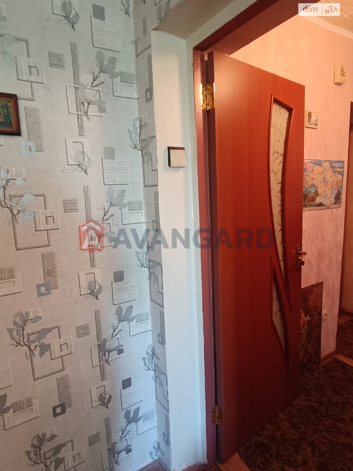 Продажа двухкомнатной квартиры в Запорожье, на ул. Закарпатского Легиона 1, район Коммунарский фото 1 Продажа двухкомнатной квартиры в Запорожье, на ул. Закарпатского Легиона 1, район Коммунарский фото 1