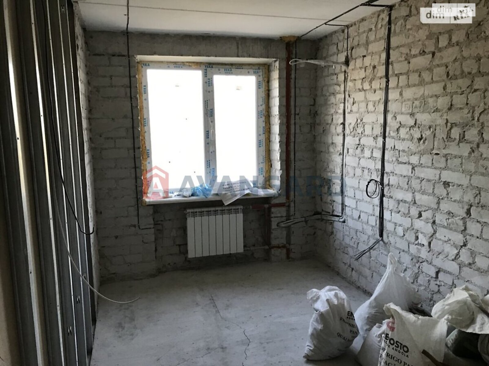 Продаж трикімнатної квартири в Запоріжжі, на вул. Космічна 102, район Комунарський фото 1 Продаж трикімнатної квартири в Запоріжжі, на вул. Космічна 102, район Комунарський фото 1