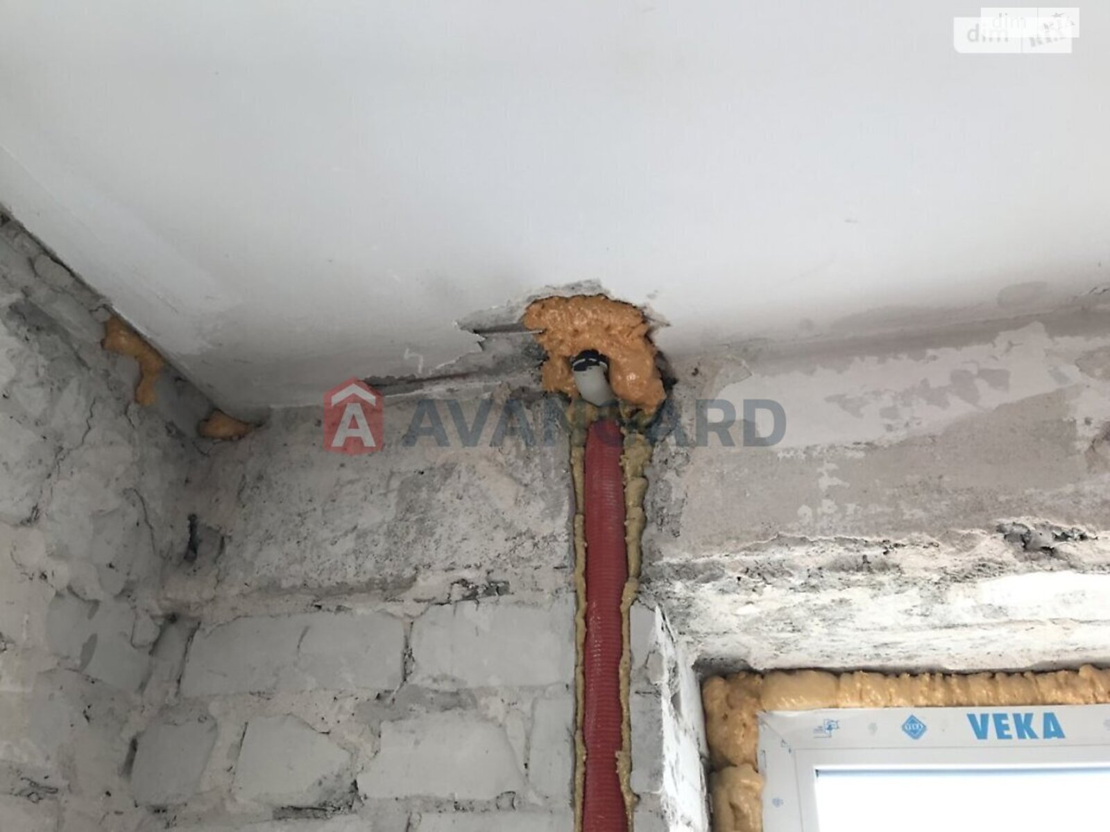 Продаж трикімнатної квартири в Запоріжжі, на вул. Космічна 102, район Комунарський фото 1 Продаж трикімнатної квартири в Запоріжжі, на вул. Космічна 102, район Комунарський фото 1