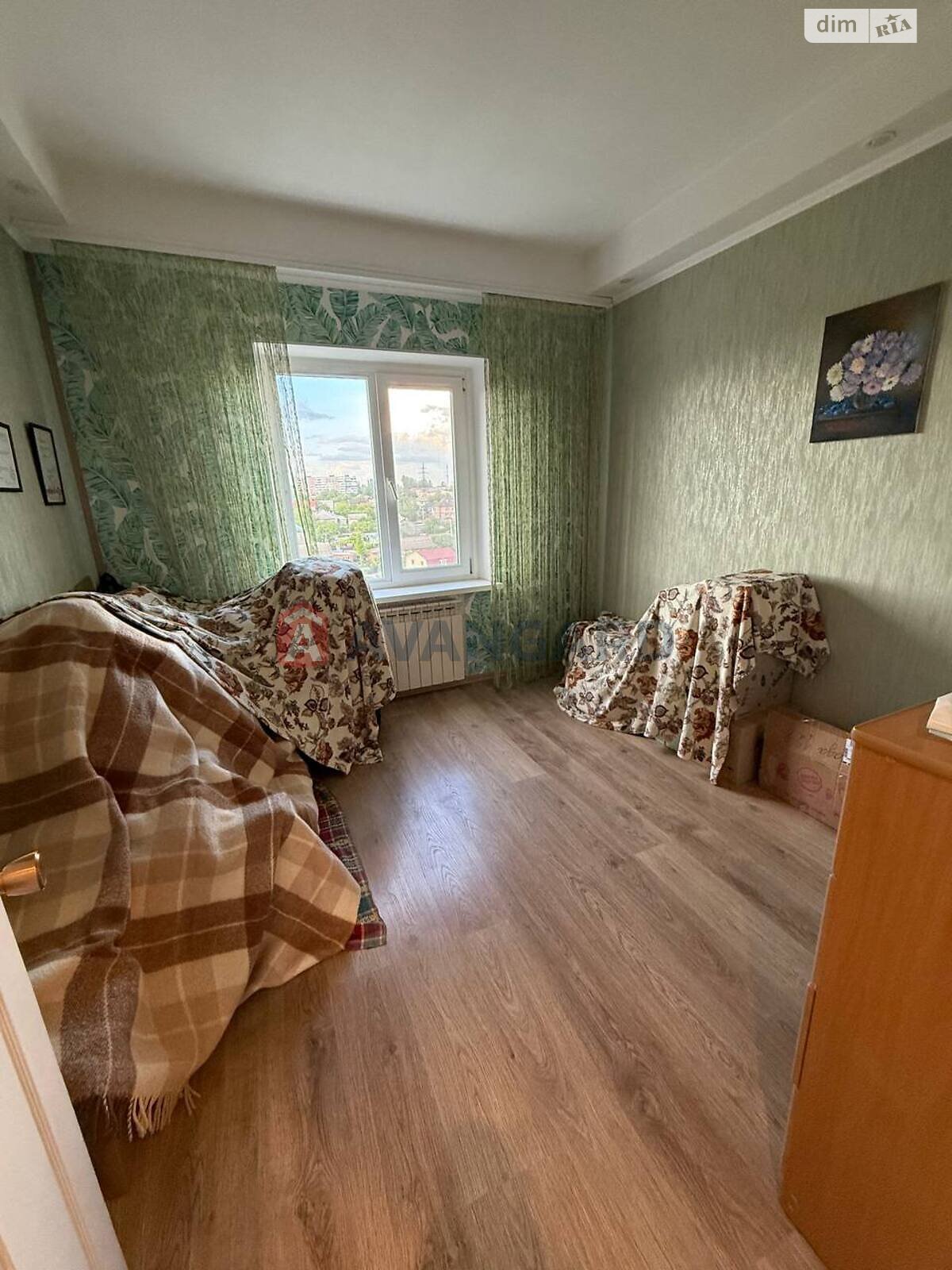 Продажа трехкомнатной квартиры в Запорожье, на ул. Космическая 97, район Коммунарский фото 1 Продажа трехкомнатной квартиры в Запорожье, на ул. Космическая 97, район Коммунарский фото 1