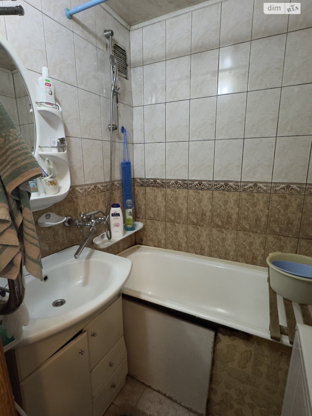 Продажа трехкомнатной квартиры в Запорожье, на ул. Космическая 101, район Коммунарский фото 1 Продажа трехкомнатной квартиры в Запорожье, на ул. Космическая 101, район Коммунарский фото 1