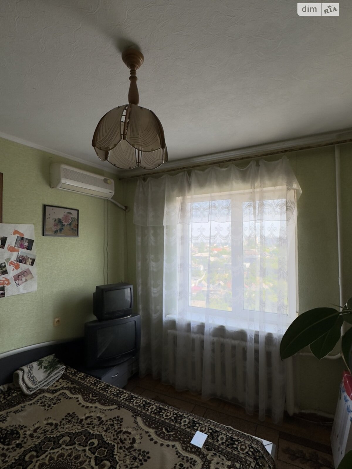 Продажа трехкомнатной квартиры в Запорожье, на ул. Космическая 101, район Коммунарский фото 1 Продажа трехкомнатной квартиры в Запорожье, на ул. Космическая 101, район Коммунарский фото 1