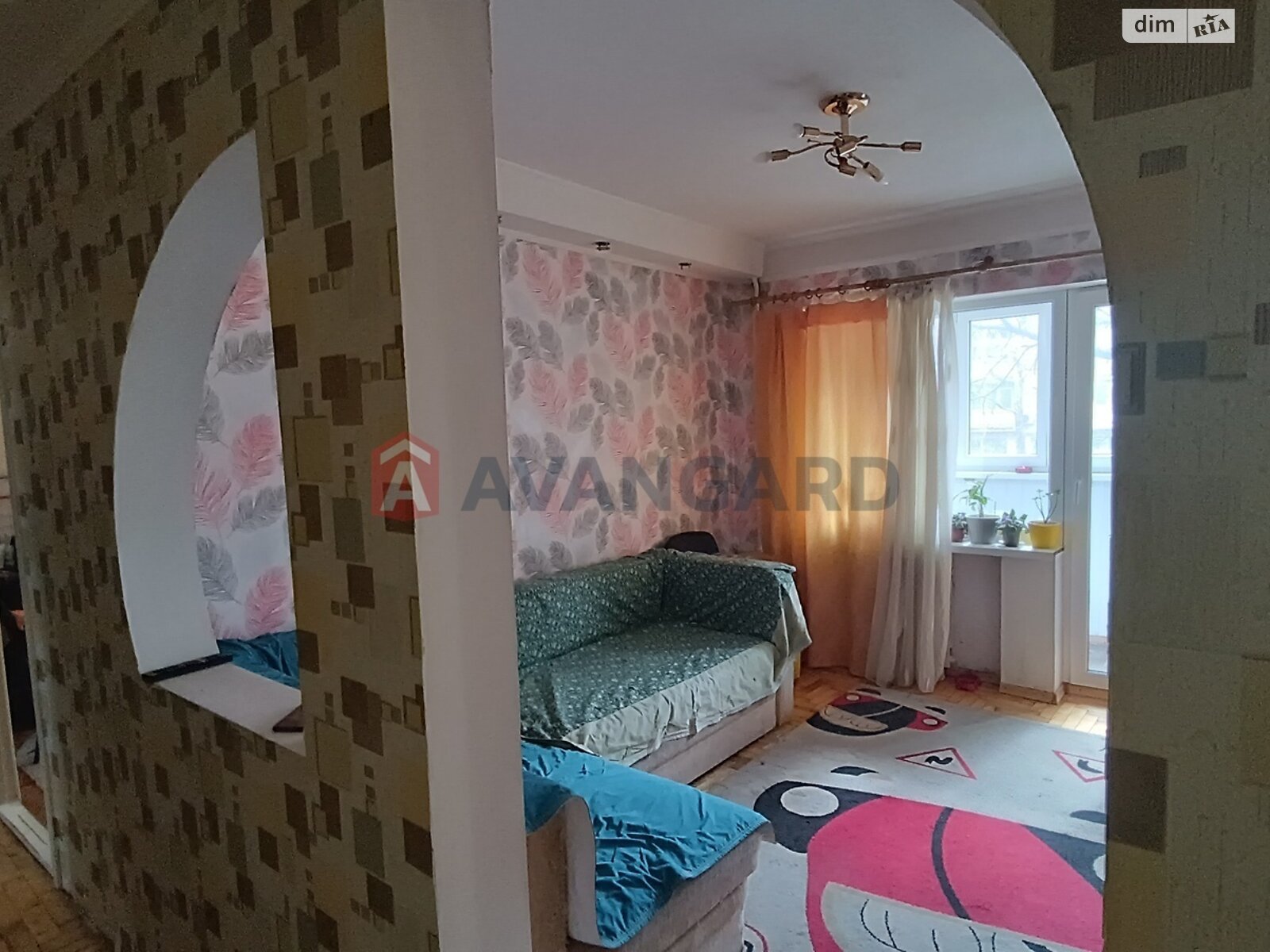 Продажа трехкомнатной квартиры в Запорожье, на ул. Магара 3, район Коммунарский фото 1 Продажа трехкомнатной квартиры в Запорожье, на ул. Магара 3, район Коммунарский фото 1