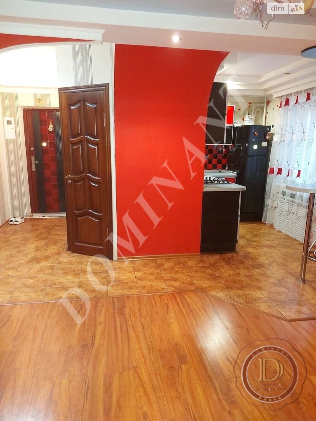 Продажа трехкомнатной квартиры в Запорожье, на ул. Магара, район Коммунарский фото 1 Продажа трехкомнатной квартиры в Запорожье, на ул. Магара, район Коммунарский фото 1
