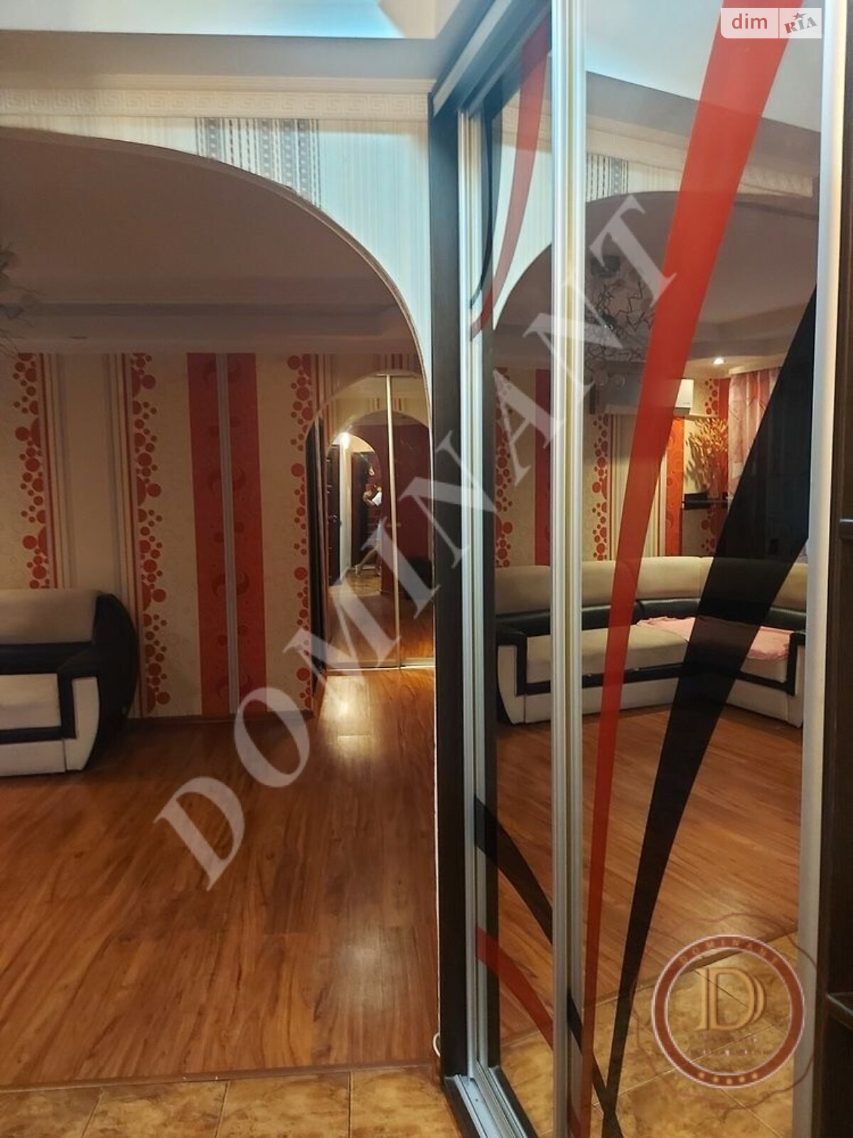 Продажа трехкомнатной квартиры в Запорожье, на ул. Магара, район Коммунарский фото 1 Продажа трехкомнатной квартиры в Запорожье, на ул. Магара, район Коммунарский фото 1
