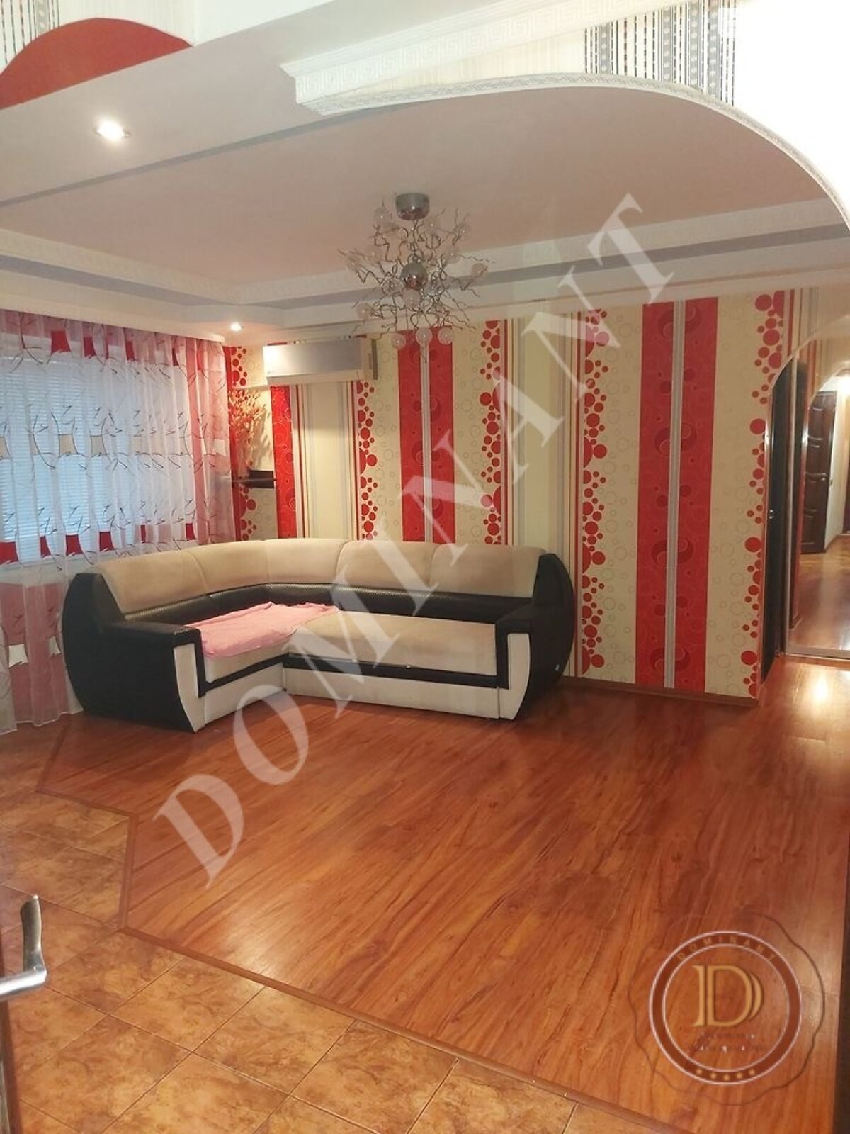 Продажа трехкомнатной квартиры в Запорожье, на ул. Магара, район Коммунарский фото 1 Продажа трехкомнатной квартиры в Запорожье, на ул. Магара, район Коммунарский фото 1