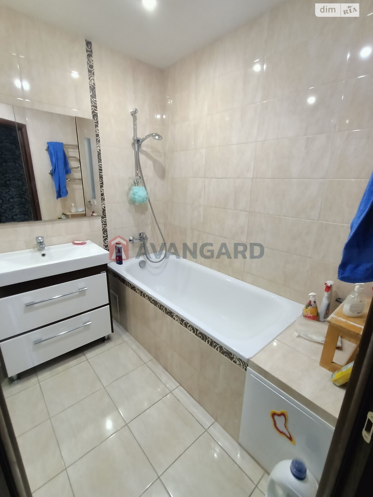 Продажа трехкомнатной квартиры в Запорожье, на ул. Европейская 16, район Коммунарский фото 2 Продажа трехкомнатной квартиры в Запорожье, на ул. Европейская 16, район Коммунарский фото 2