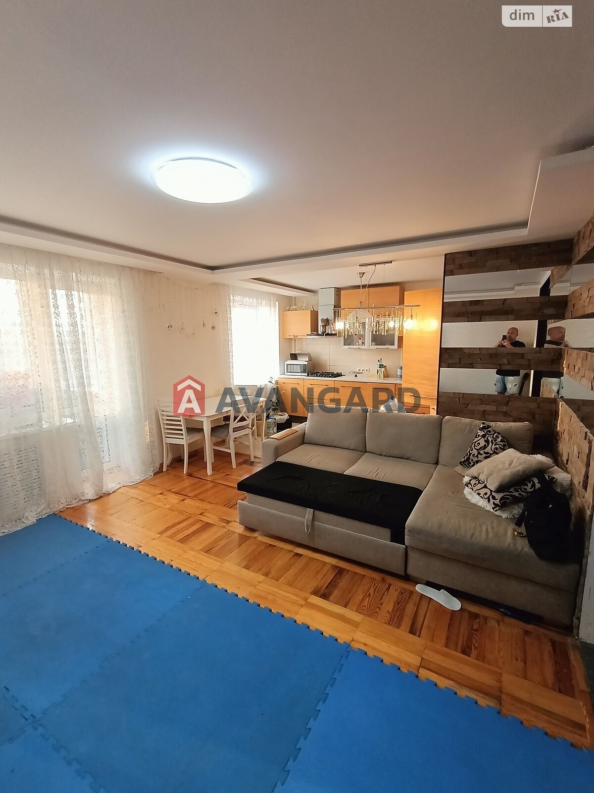 Продажа трехкомнатной квартиры в Запорожье, на ул. Европейская 16, район Коммунарский фото 2 Продажа трехкомнатной квартиры в Запорожье, на ул. Европейская 16, район Коммунарский фото 2