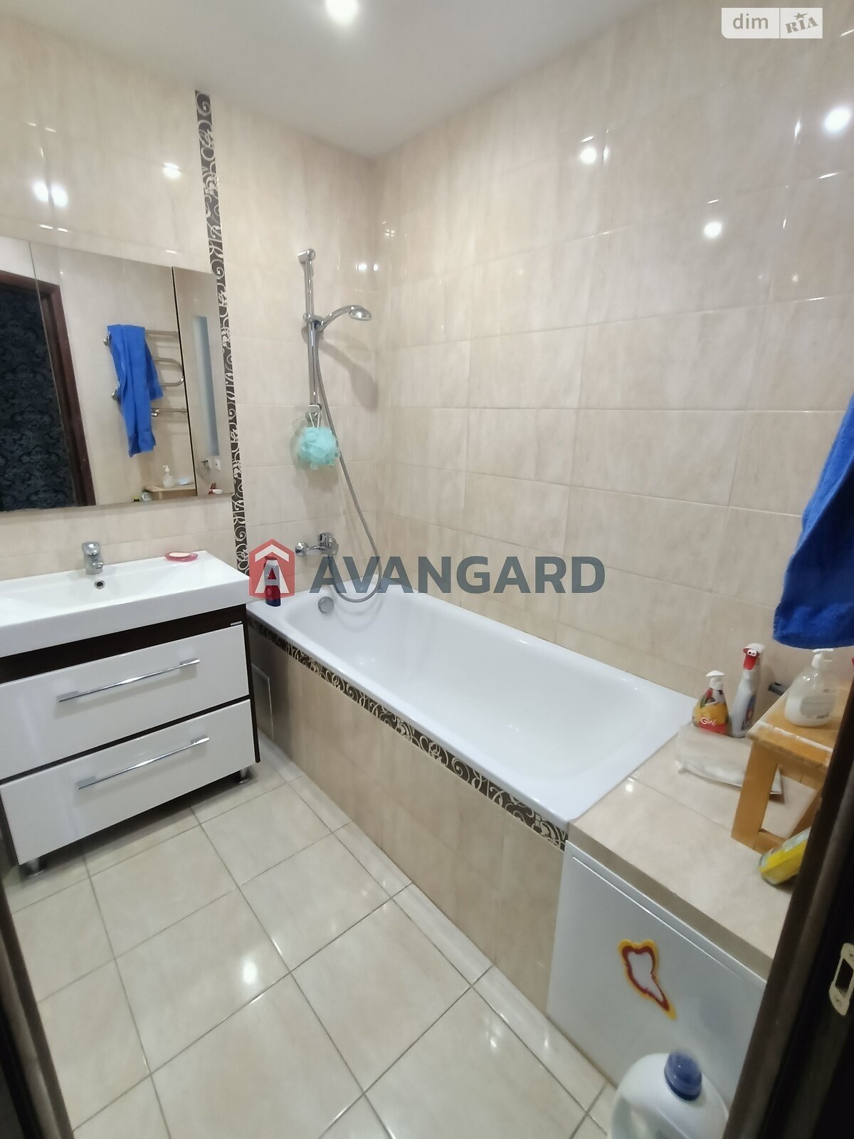 Продажа трехкомнатной квартиры в Запорожье, на ул. Европейская 16, район Коммунарский фото 2 Продажа трехкомнатной квартиры в Запорожье, на ул. Европейская 16, район Коммунарский фото 2