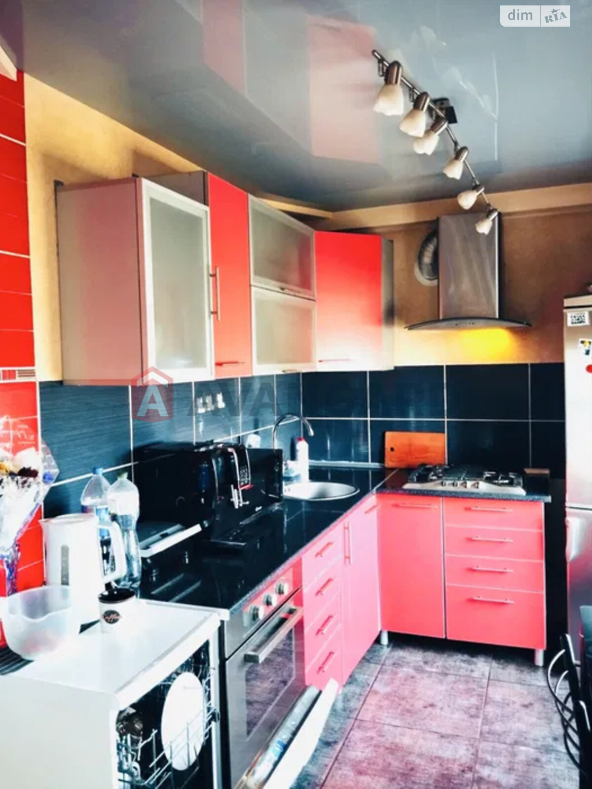 Продажа трехкомнатной квартиры в Запорожье, на ул. Европейская 14, район Коммунарский фото 1