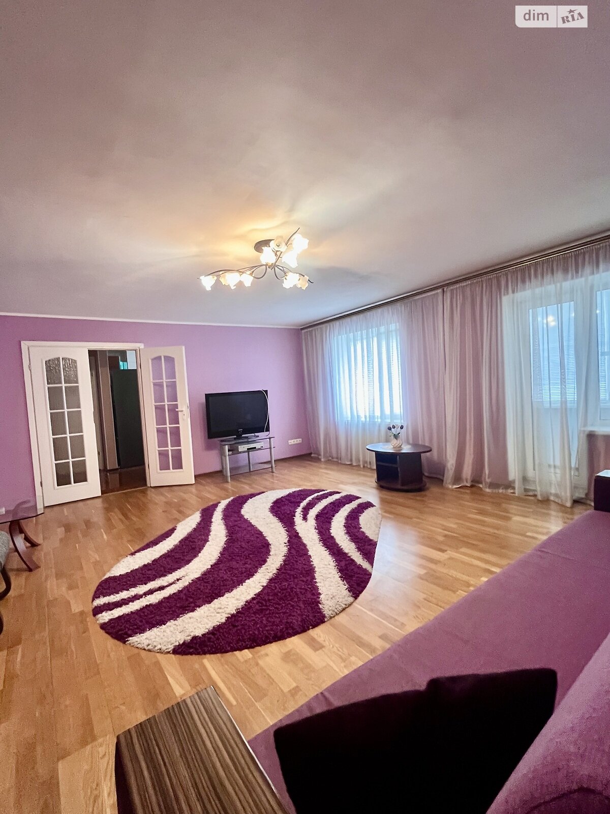 Продажа четырехкомнатной квартиры в Запорожье, на ул. Нагнибеды, район Коммунарский фото 1