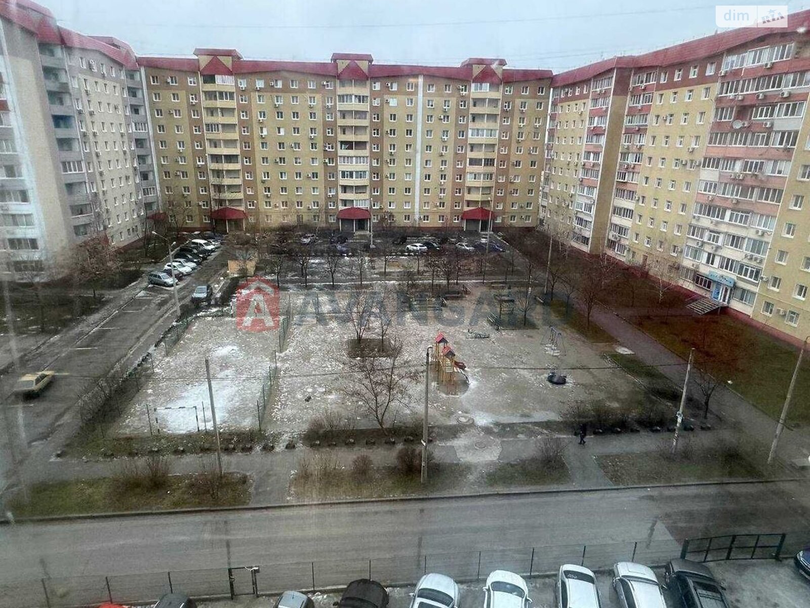 Продаж трикімнатної квартири в Запоріжжі, на вул. Новокузнецька 57, район Комунарський фото 1