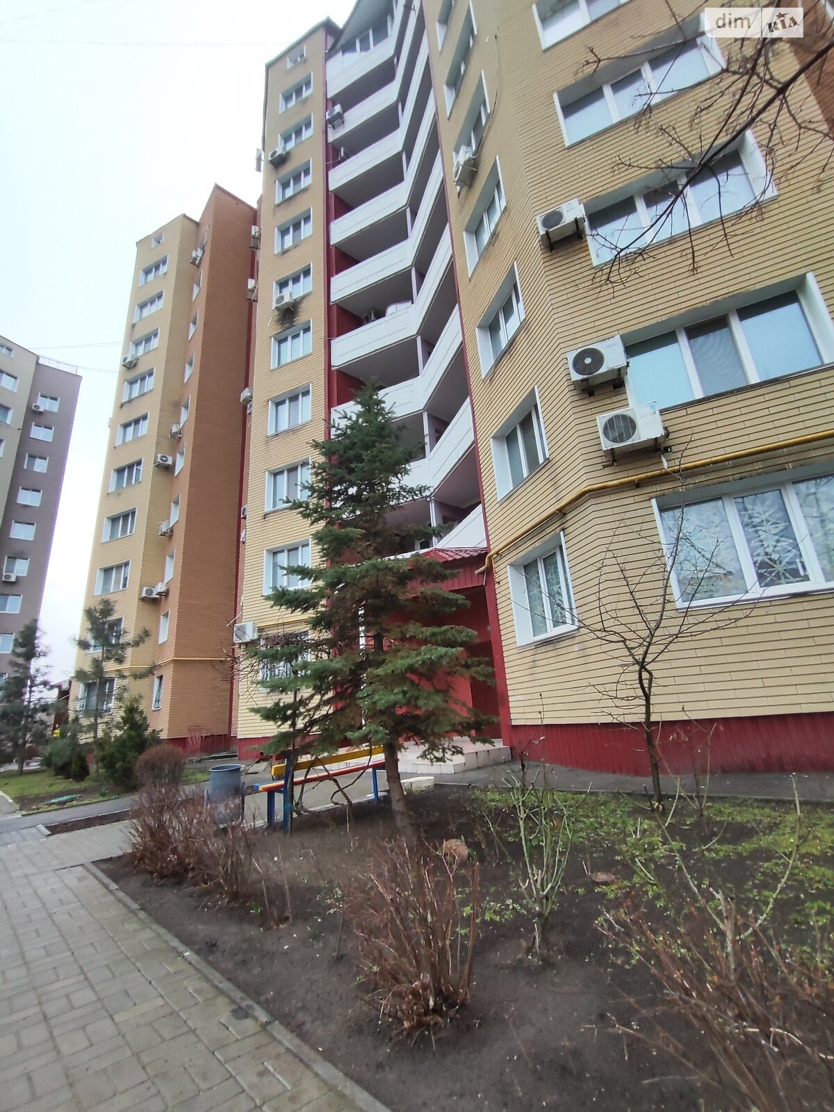 Продаж трикімнатної квартири в Запоріжжі, на вул. Новокузнецька, район Комунарський фото 1