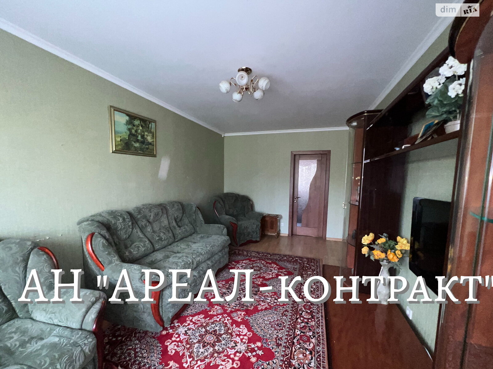 Продажа трехкомнатной квартиры в Запорожье, на ул. Комарова 27, район Коммунарский фото 1