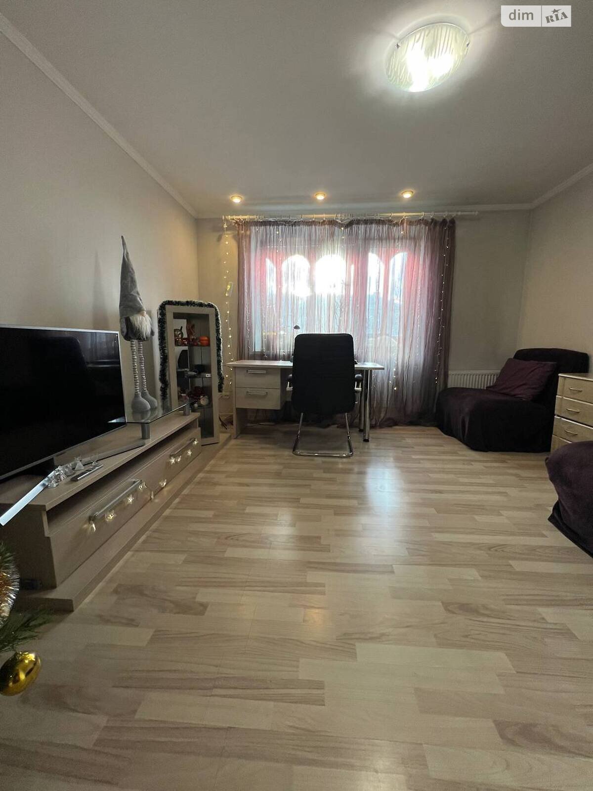 Продаж трикімнатної квартири в Запоріжжі, на вул. Космічна 87, район Комунарський фото 1 Продаж трикімнатної квартири в Запоріжжі, на вул. Космічна 87, район Комунарський фото 1