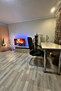 Продажа трехкомнатной квартиры в Запорожье, на ул. Космическая 87, район Коммунарский фото 2 Продажа трехкомнатной квартиры в Запорожье, на ул. Космическая 87, район Коммунарский фото 2