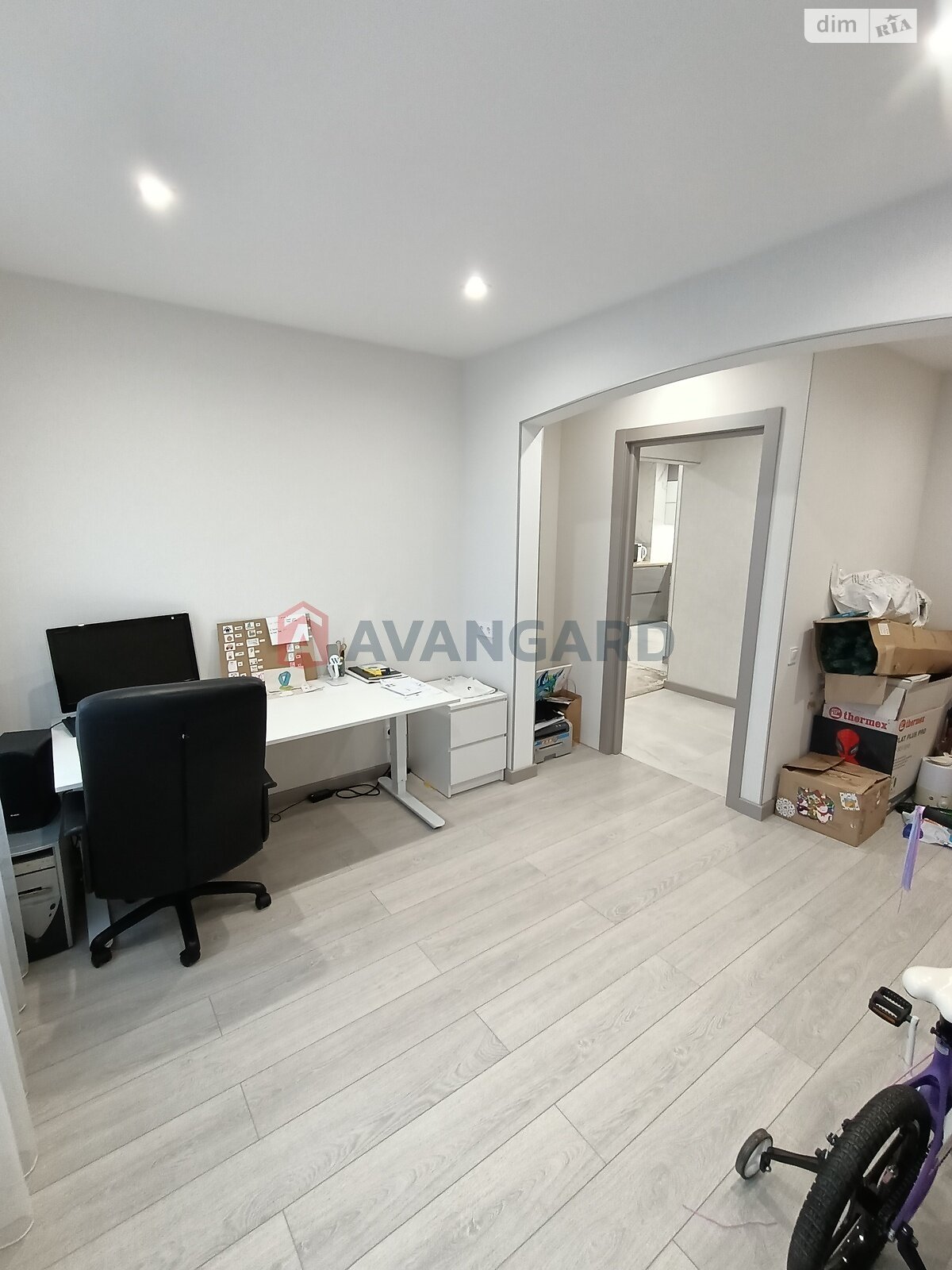 Продажа четырехкомнатной квартиры в Запорожье, на ул. Владимира Украинца 7, район Коммунарский фото 2 Продажа четырехкомнатной квартиры в Запорожье, на ул. Владимира Украинца 7, район Коммунарский фото 2