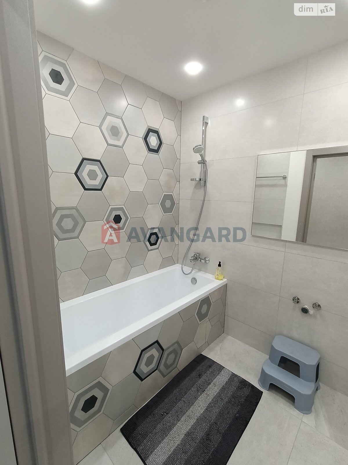 Продажа четырехкомнатной квартиры в Запорожье, на ул. Владимира Украинца 7, район Коммунарский фото 2 Продажа четырехкомнатной квартиры в Запорожье, на ул. Владимира Украинца 7, район Коммунарский фото 2