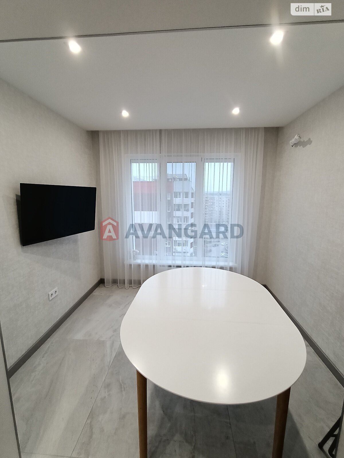 Продажа четырехкомнатной квартиры в Запорожье, на ул. Владимира Украинца 7, район Коммунарский фото 2 Продажа четырехкомнатной квартиры в Запорожье, на ул. Владимира Украинца 7, район Коммунарский фото 2