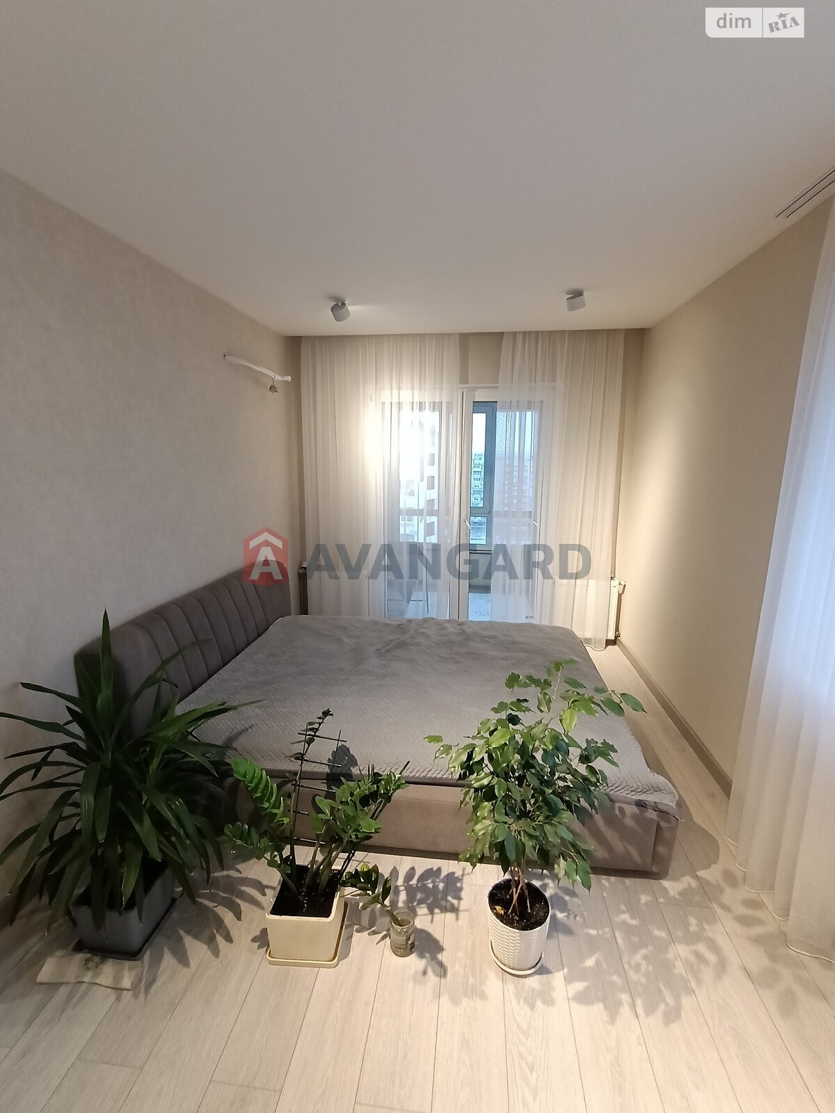 Продажа четырехкомнатной квартиры в Запорожье, на ул. Владимира Украинца 7, район Коммунарский фото 2 Продажа четырехкомнатной квартиры в Запорожье, на ул. Владимира Украинца 7, район Коммунарский фото 2