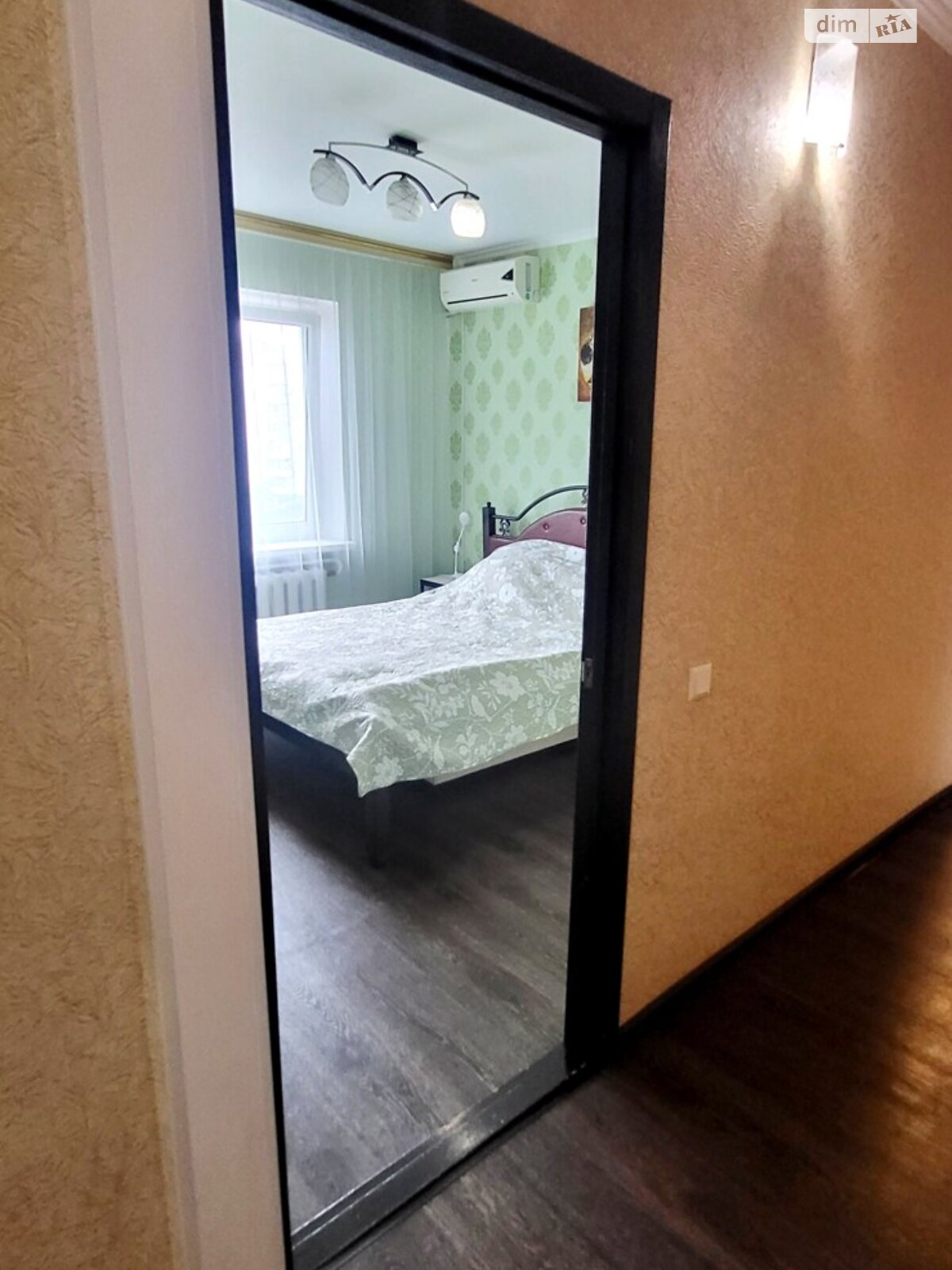 Продаж трикімнатної квартири в Запоріжжі, на вул. Стешенка 25, район Комунарський фото 1 Продаж трикімнатної квартири в Запоріжжі, на вул. Стешенка 25, район Комунарський фото 1