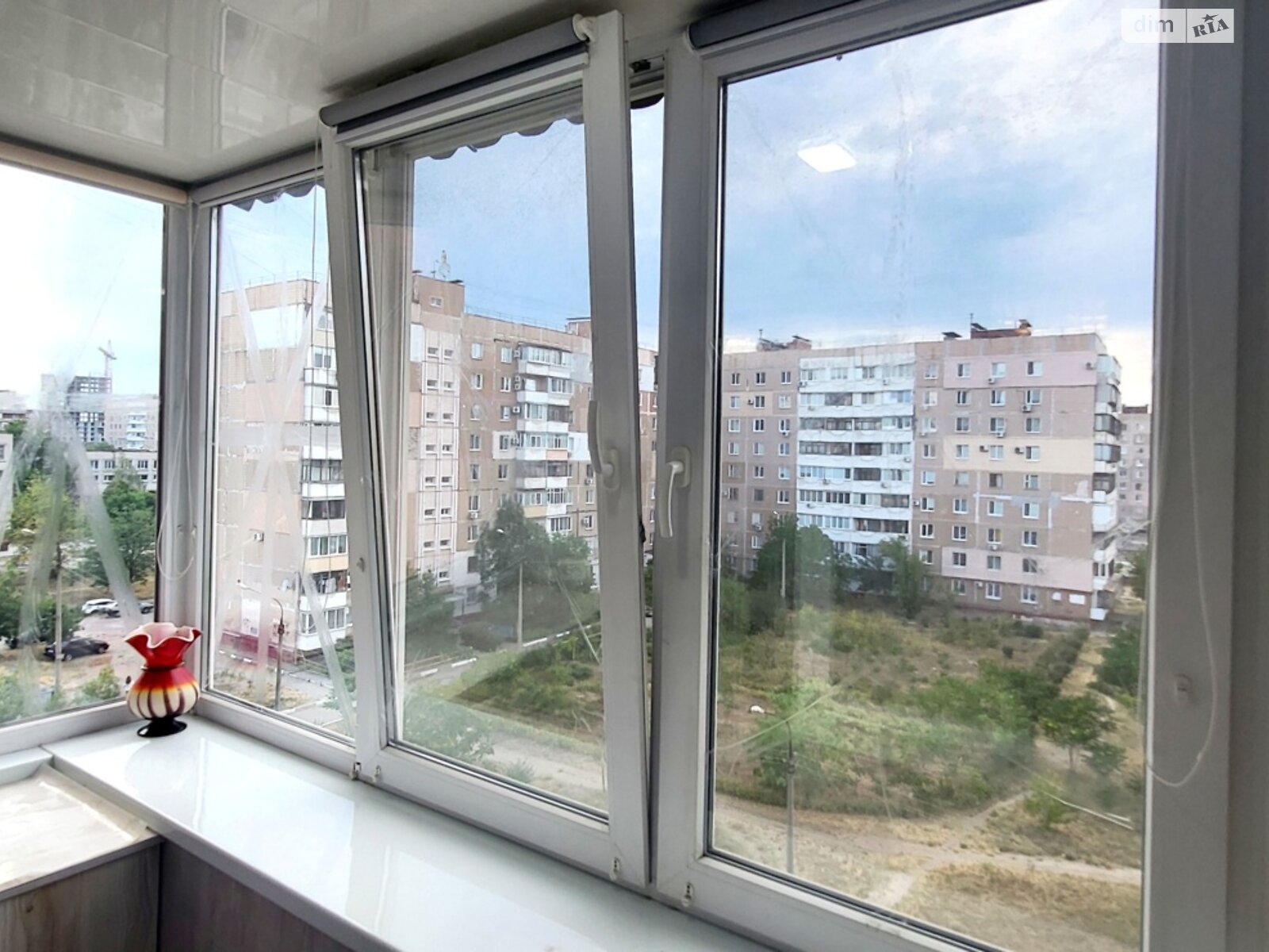 Продаж трикімнатної квартири в Запоріжжі, на вул. Стешенка 25, район Комунарський фото 1 Продаж трикімнатної квартири в Запоріжжі, на вул. Стешенка 25, район Комунарський фото 1
