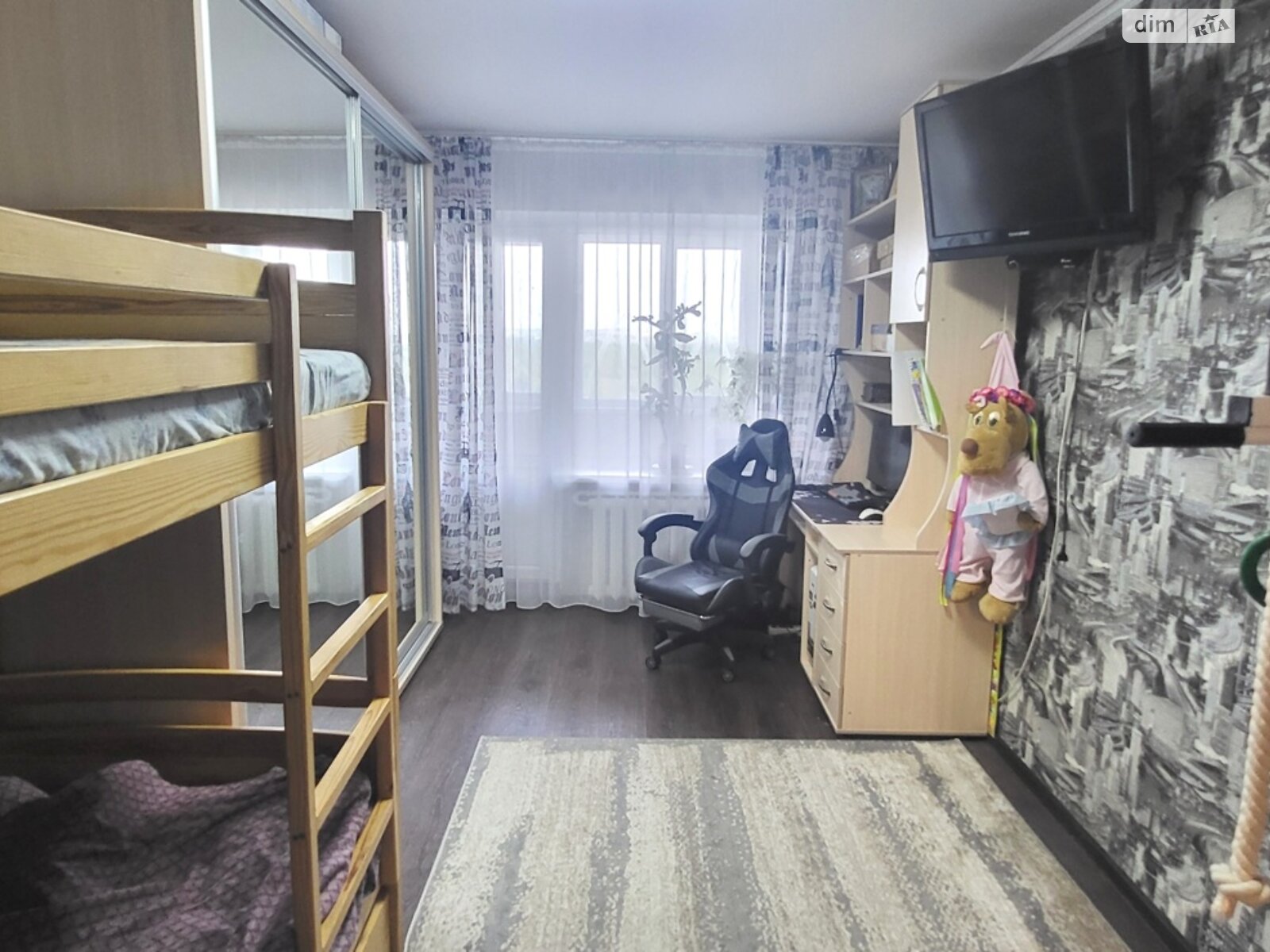 Продаж трикімнатної квартири в Запоріжжі, на вул. Стешенка 25, район Комунарський фото 1 Продаж трикімнатної квартири в Запоріжжі, на вул. Стешенка 25, район Комунарський фото 1