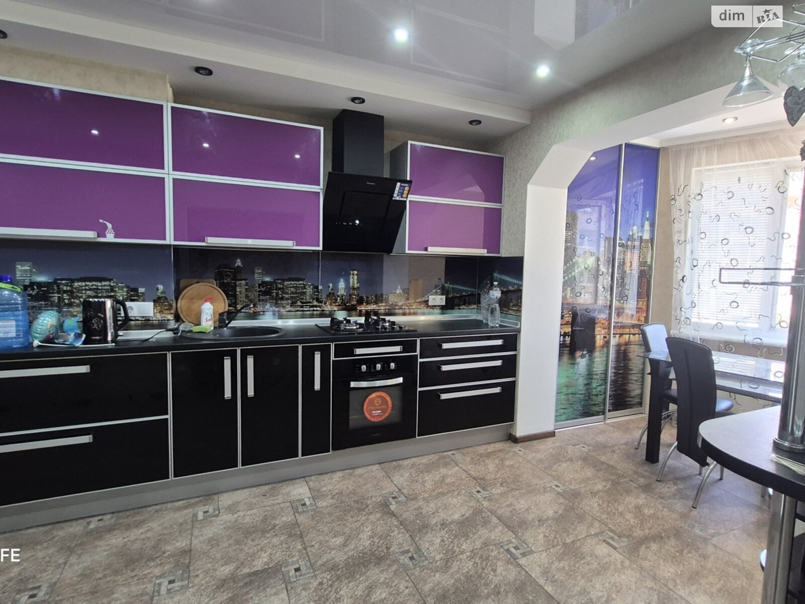 Продажа двухкомнатной квартиры в Запорожье, на ул. Владимира Украинца, район Коммунарский фото 1 Продажа двухкомнатной квартиры в Запорожье, на ул. Владимира Украинца, район Коммунарский фото 1