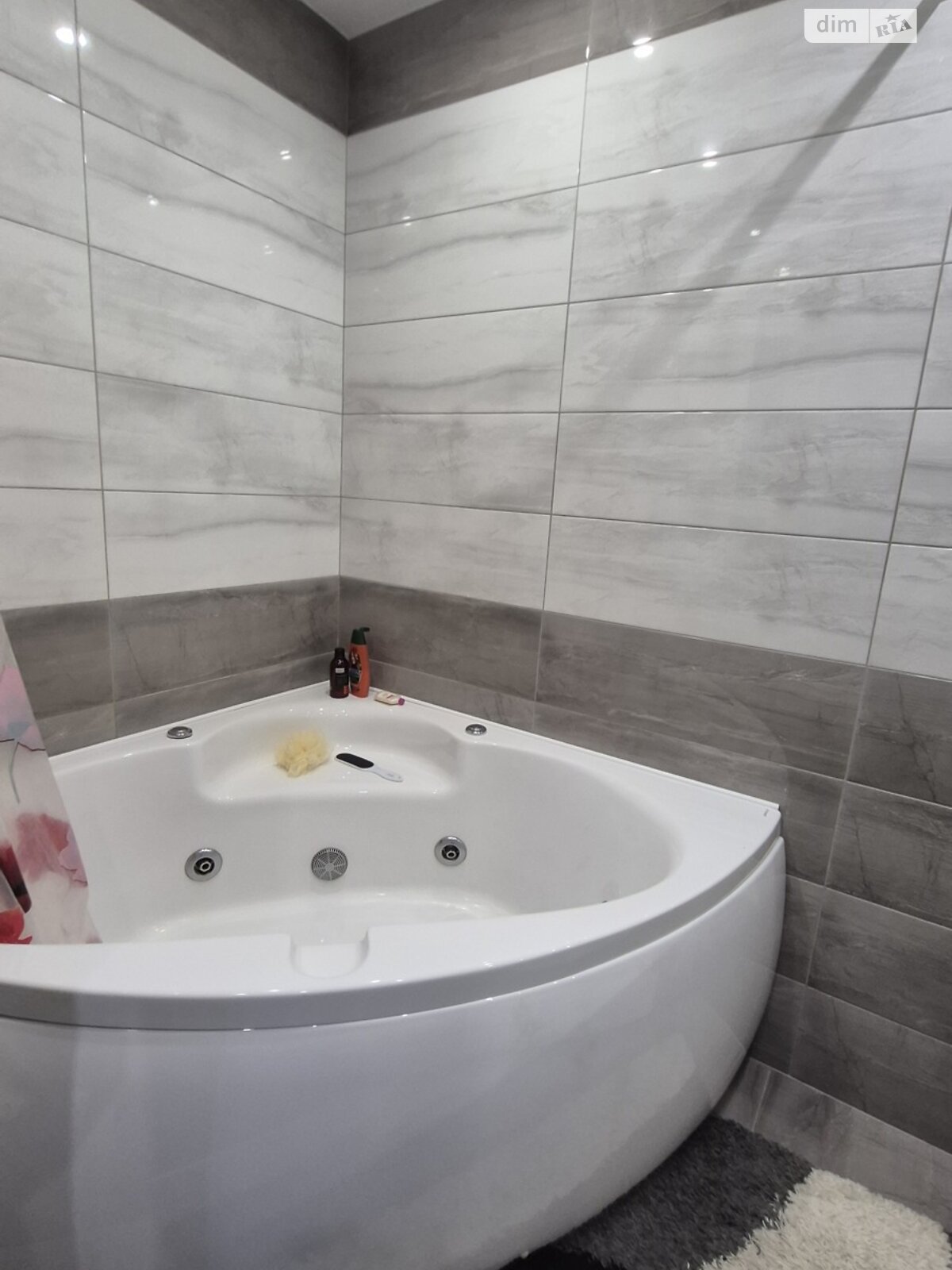 Продажа двухкомнатной квартиры в Запорожье, на ул. Владимира Украинца, район Коммунарский фото 1 Продажа двухкомнатной квартиры в Запорожье, на ул. Владимира Украинца, район Коммунарский фото 1