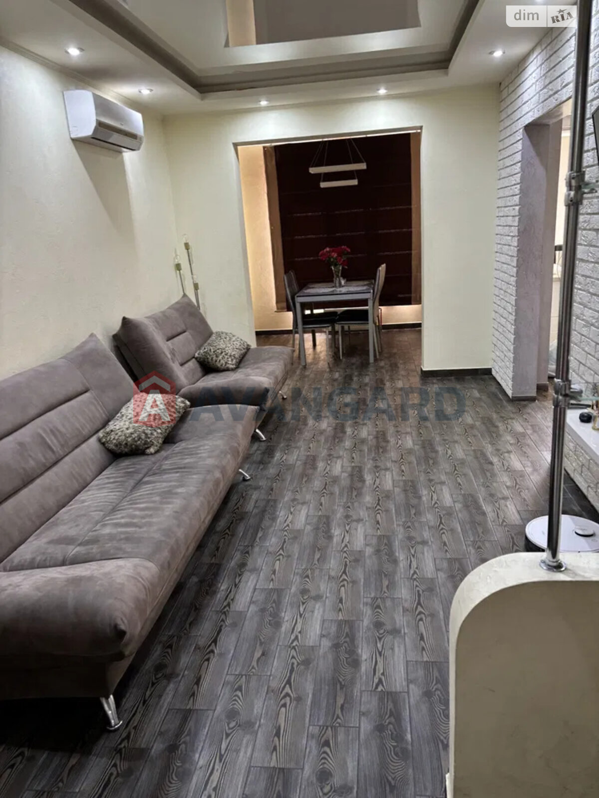 Продажа четырехкомнатной квартиры в Запорожье, на ул. Владимира Украинца 57, район Коммунарский фото 2