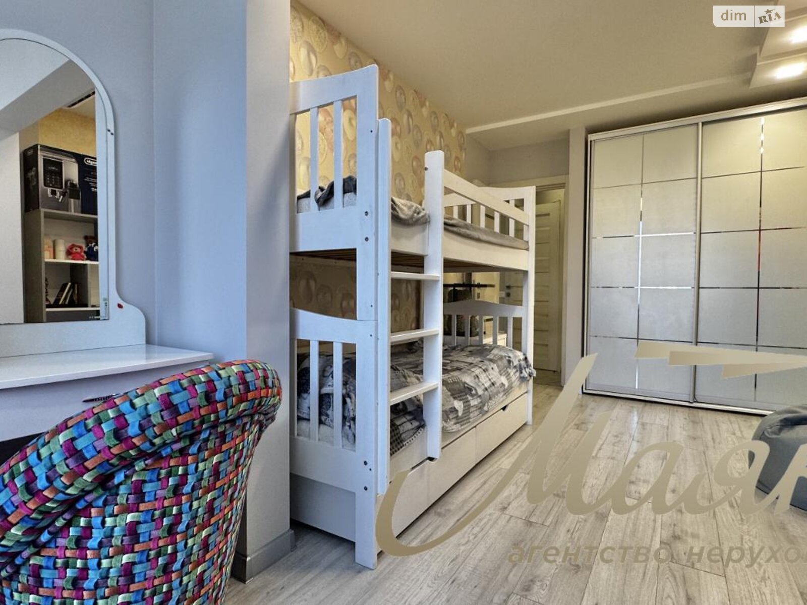 Продажа трехкомнатной квартиры в Запорожье, на ул. Владимира Украинца, район Коммунарский фото 1