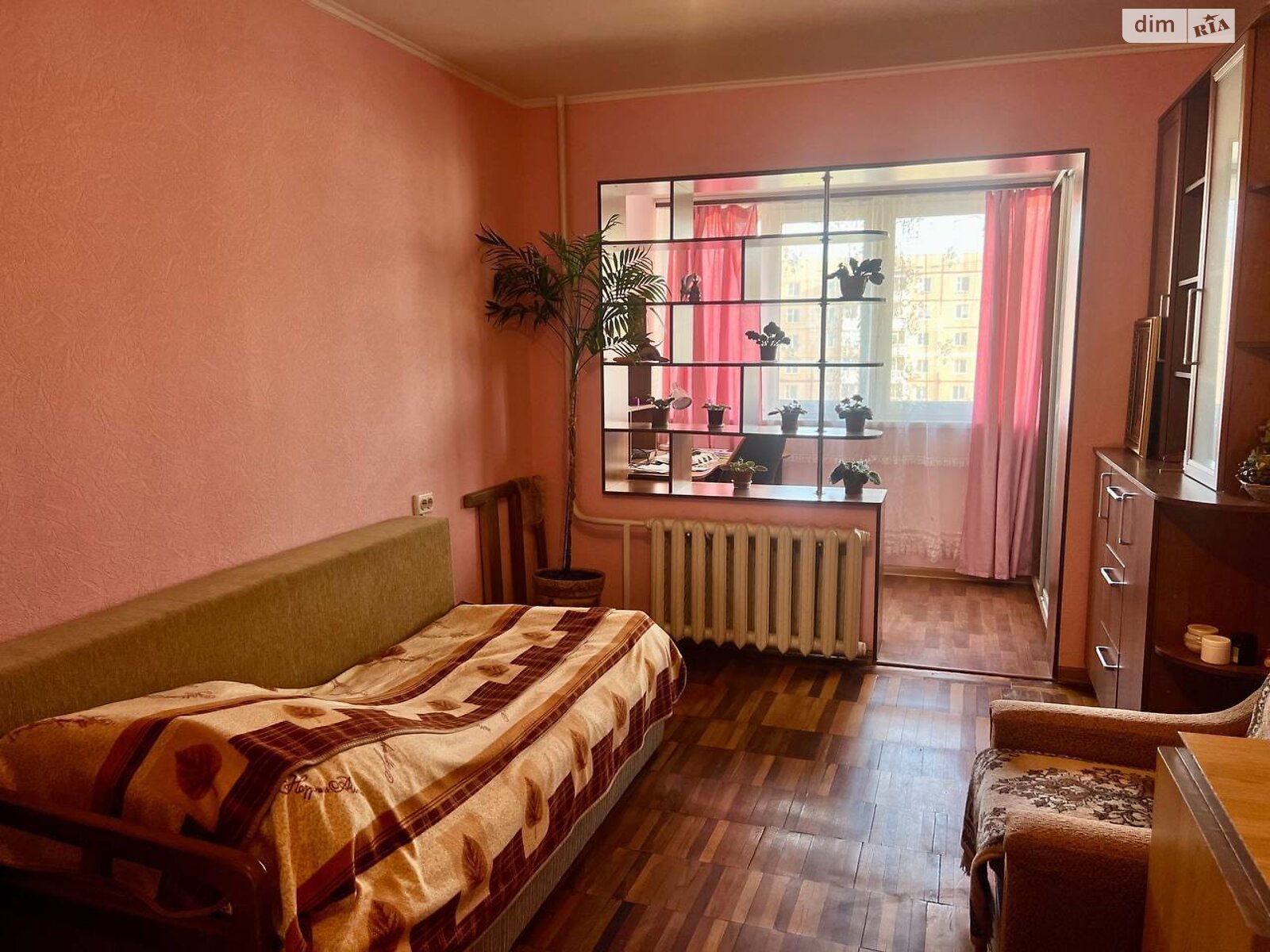 Продажа трехкомнатной квартиры в Запорожье, на ул. Водограйна, район Коммунарский фото 1 Продажа трехкомнатной квартиры в Запорожье, на ул. Водограйна, район Коммунарский фото 1
