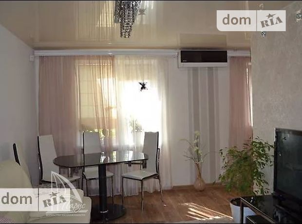 Продажа трехкомнатной квартиры в Запорожье, на ул. Чумаченко 29, район Космос фото 1 Продажа трехкомнатной квартиры в Запорожье, на ул. Чумаченко 29, район Космос фото 1