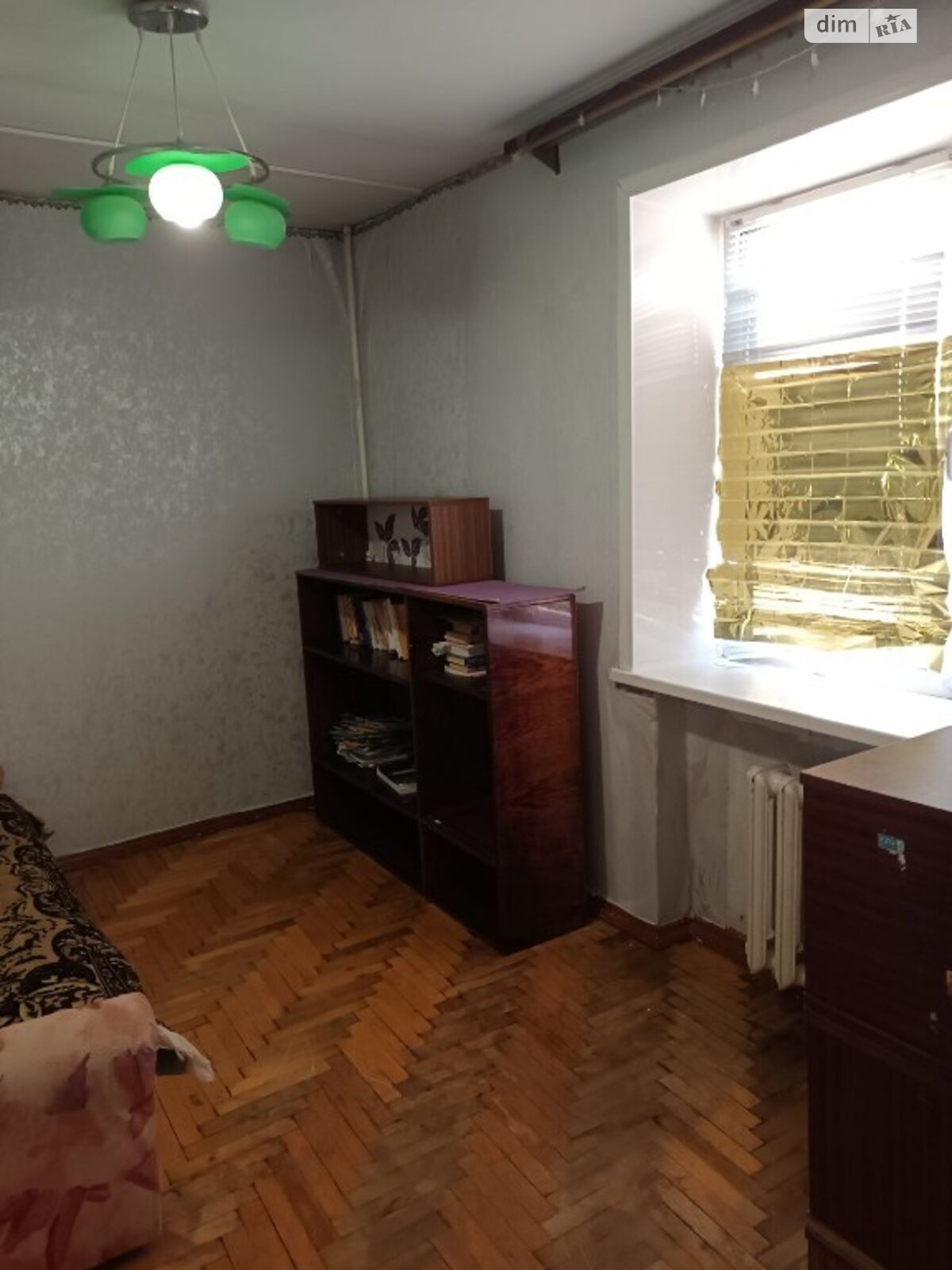 Продаж чотирикімнатної квартири в Запоріжжі, на вул. Комарова, район Космос фото 1