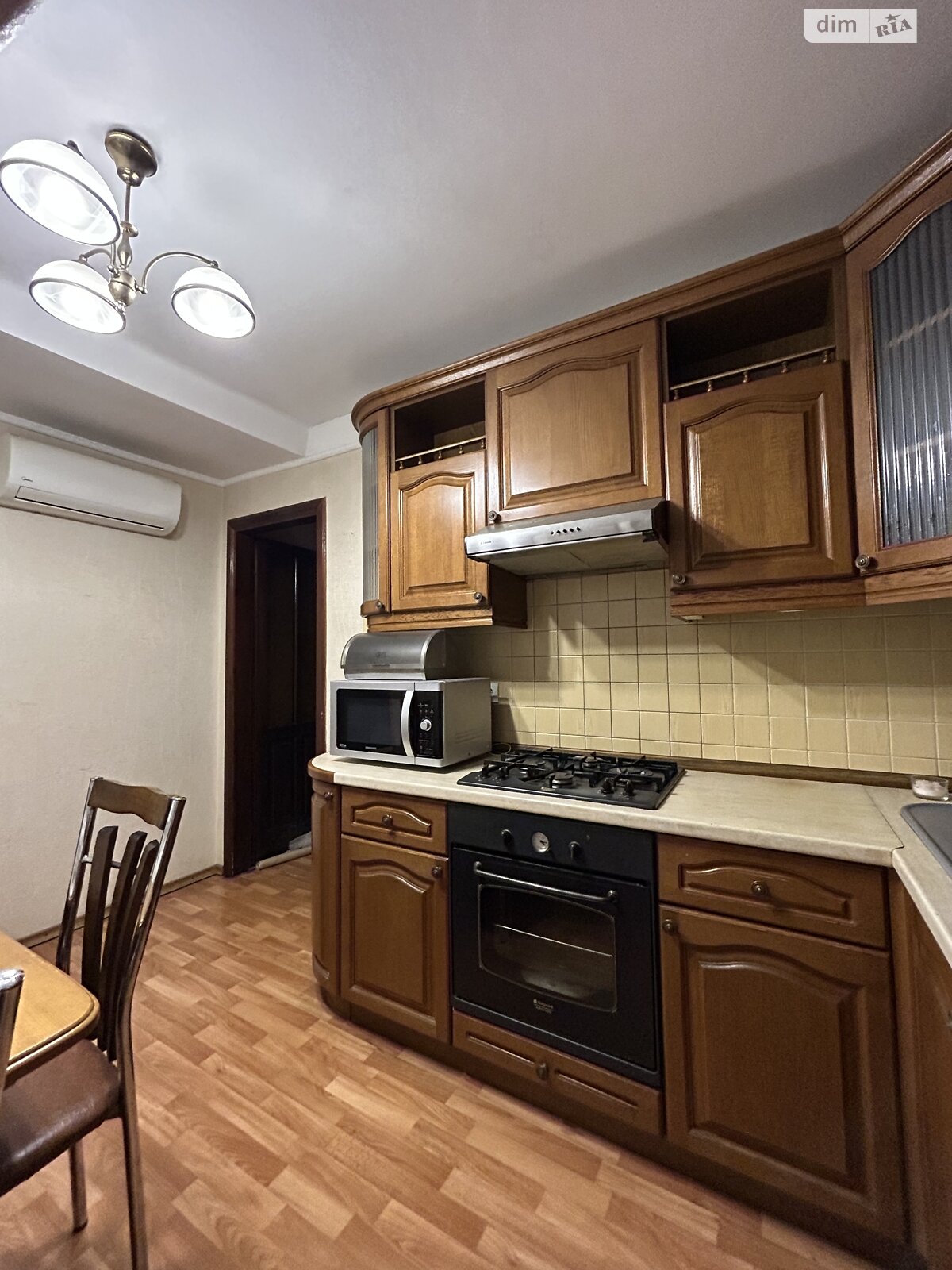 Продажа двухкомнатной квартиры в Запорожье, на ул. Школьная 34, район Малый Рынок фото 1