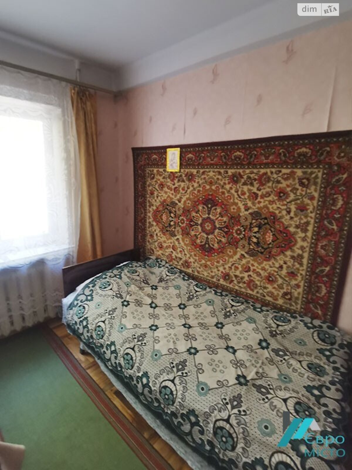 Продаж трикімнатної квартири в Запоріжжі, на просп. Соборний, фото 1 Продаж трикімнатної квартири в Запоріжжі, на просп. Соборний, фото 1